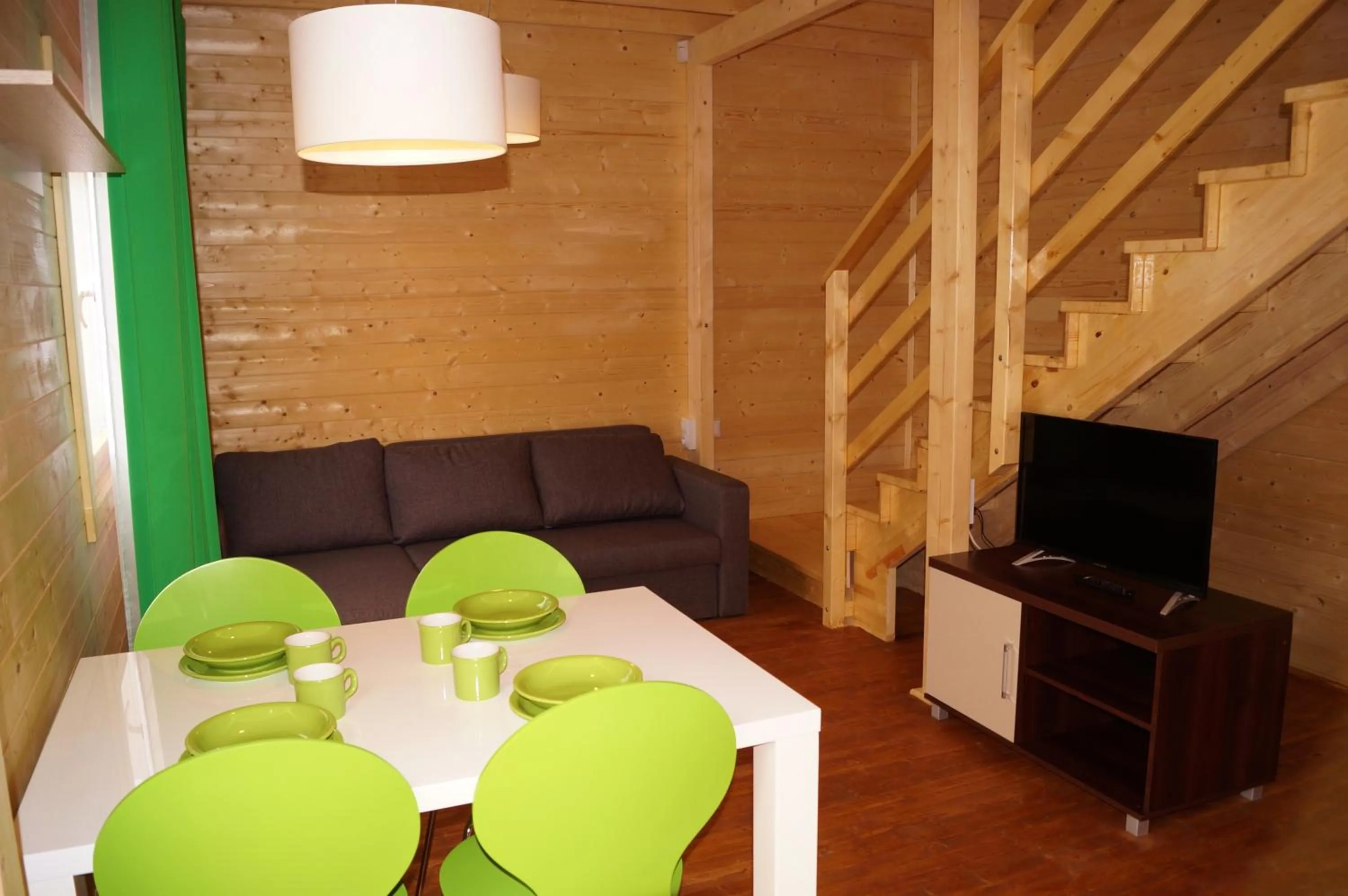 Photo of the whole room in Onyx