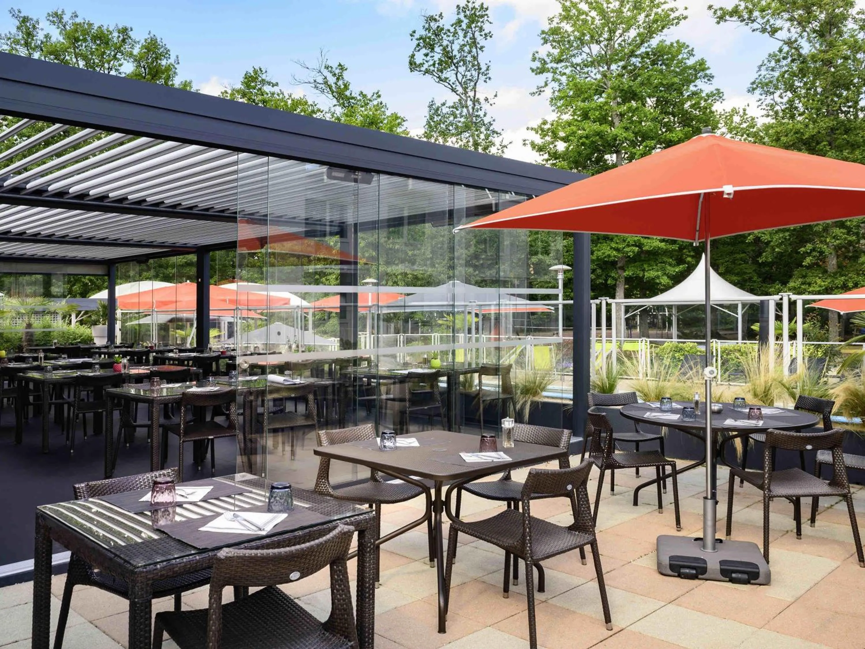 Restaurant/places to eat in Novotel Orléans Chemins De Sologne Demeures De Campagne