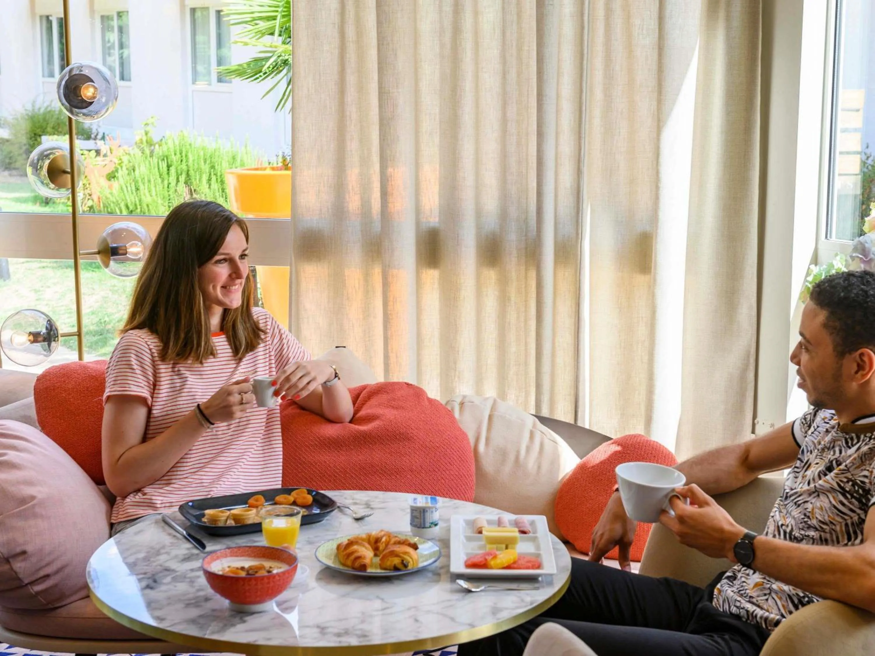 Breakfast in Novotel Orléans Chemins De Sologne Demeures De Campagne
