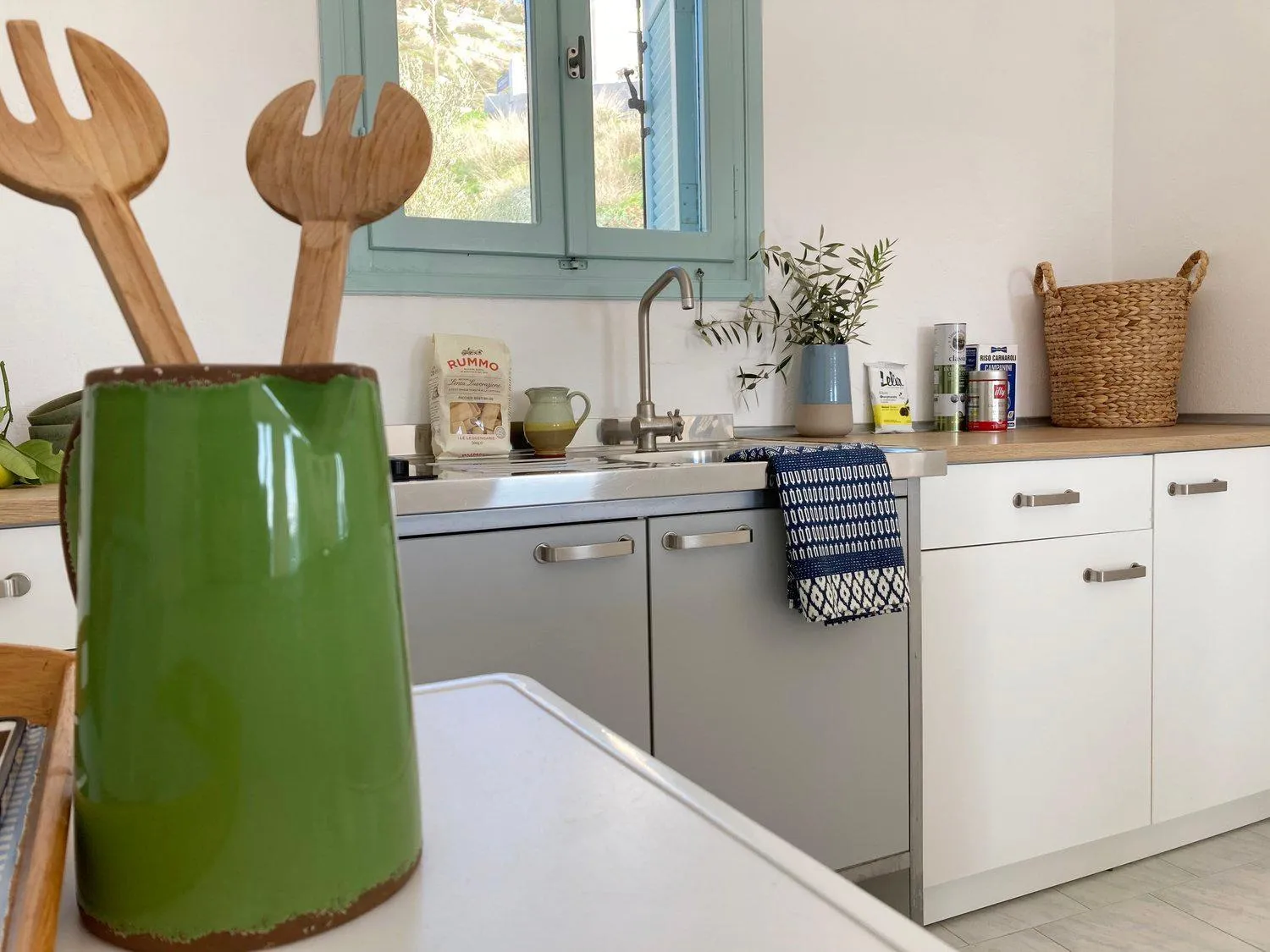 Kitchen or kitchenette in Asterias