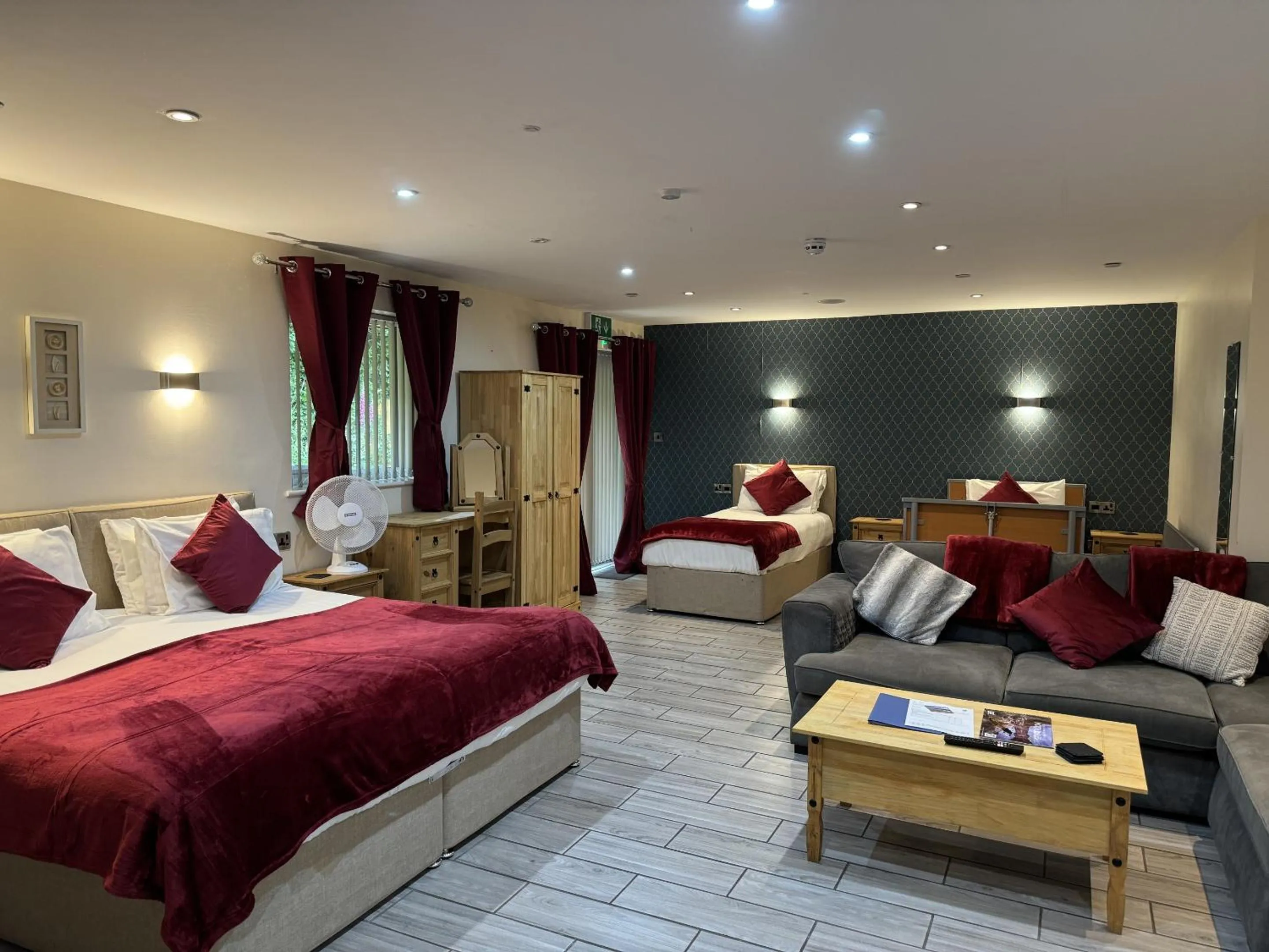 Bedroom in Barmouth Beach Club