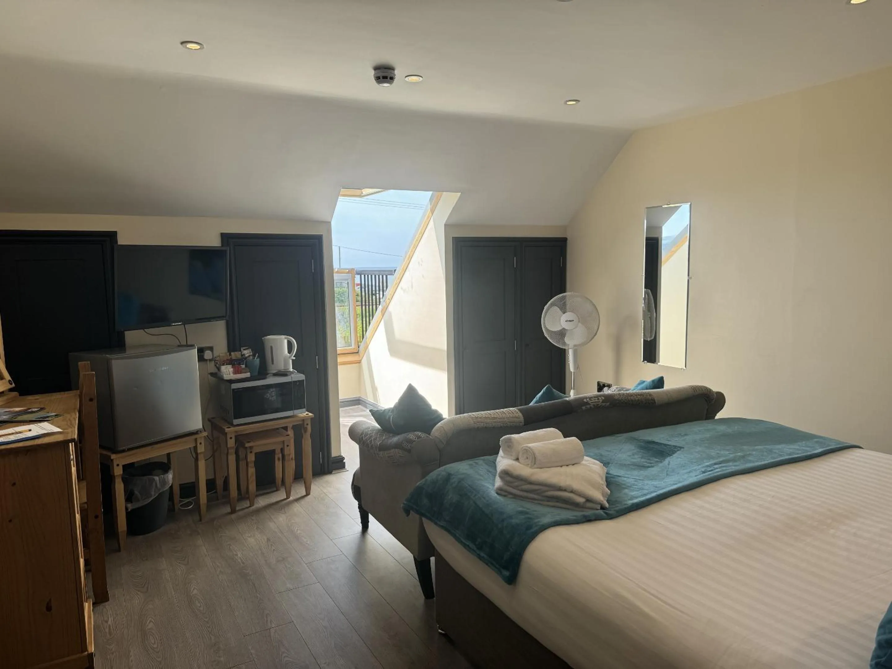 Bedroom in Barmouth Beach Club