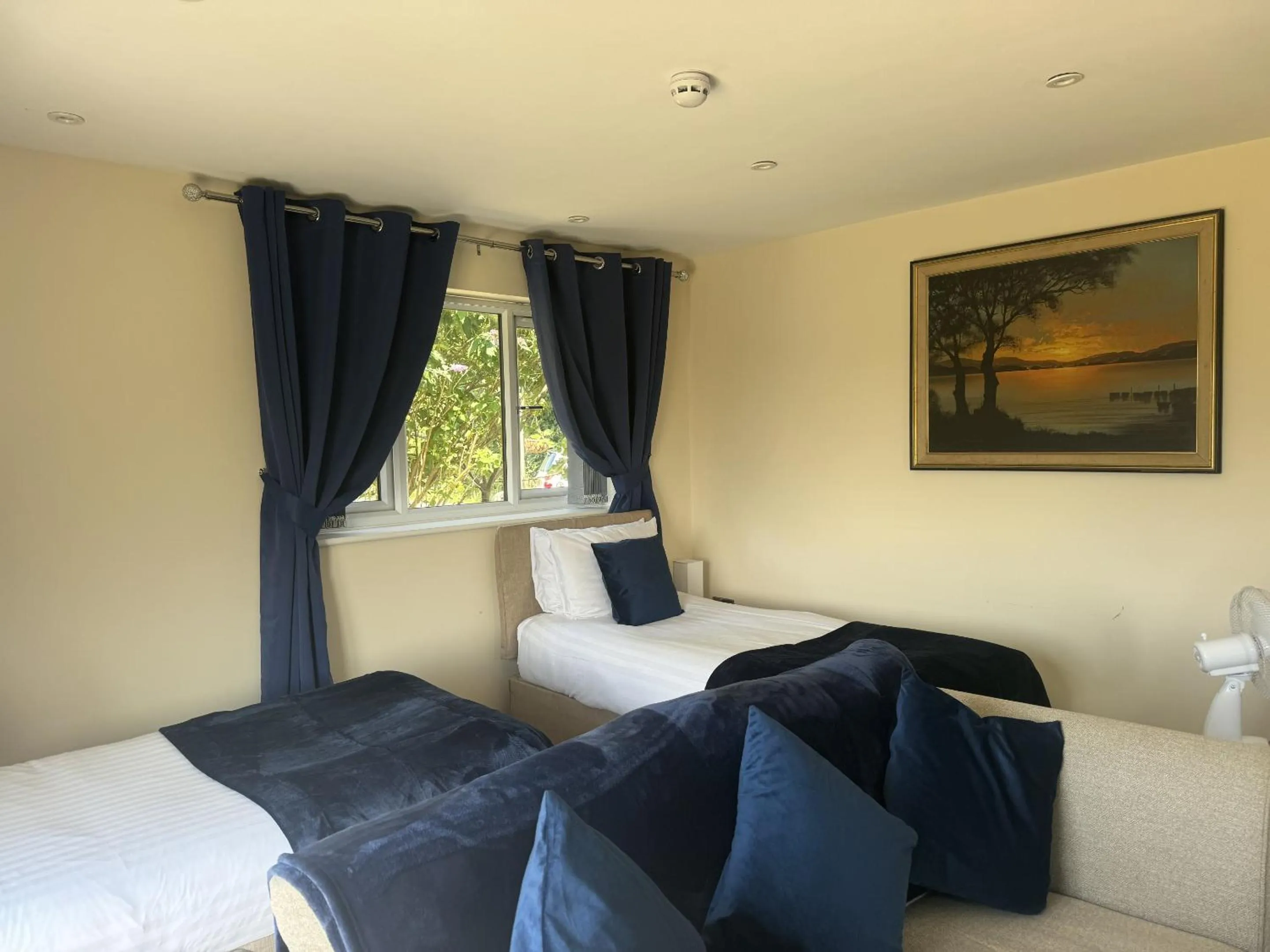 Bedroom in Barmouth Beach Club