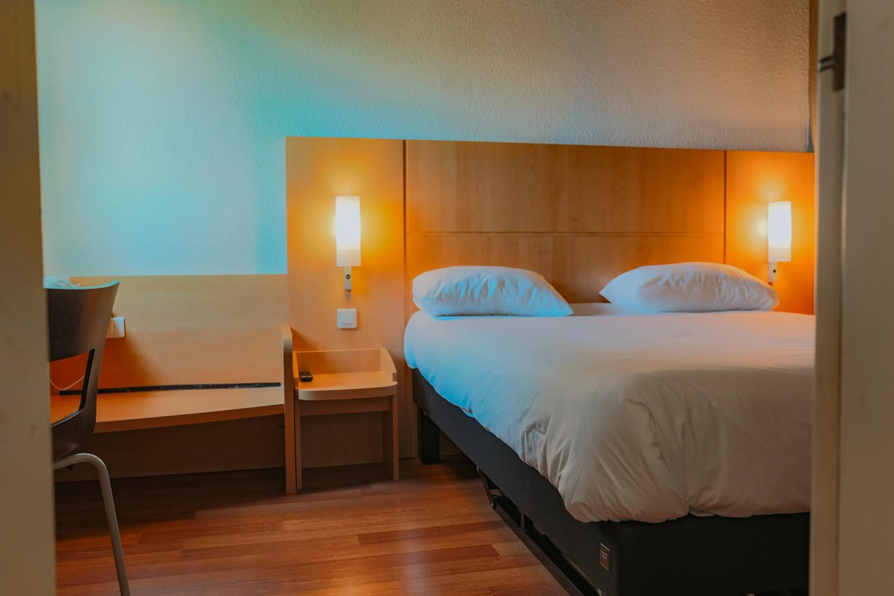 Bed in ibis Marseille Provence Aéroport