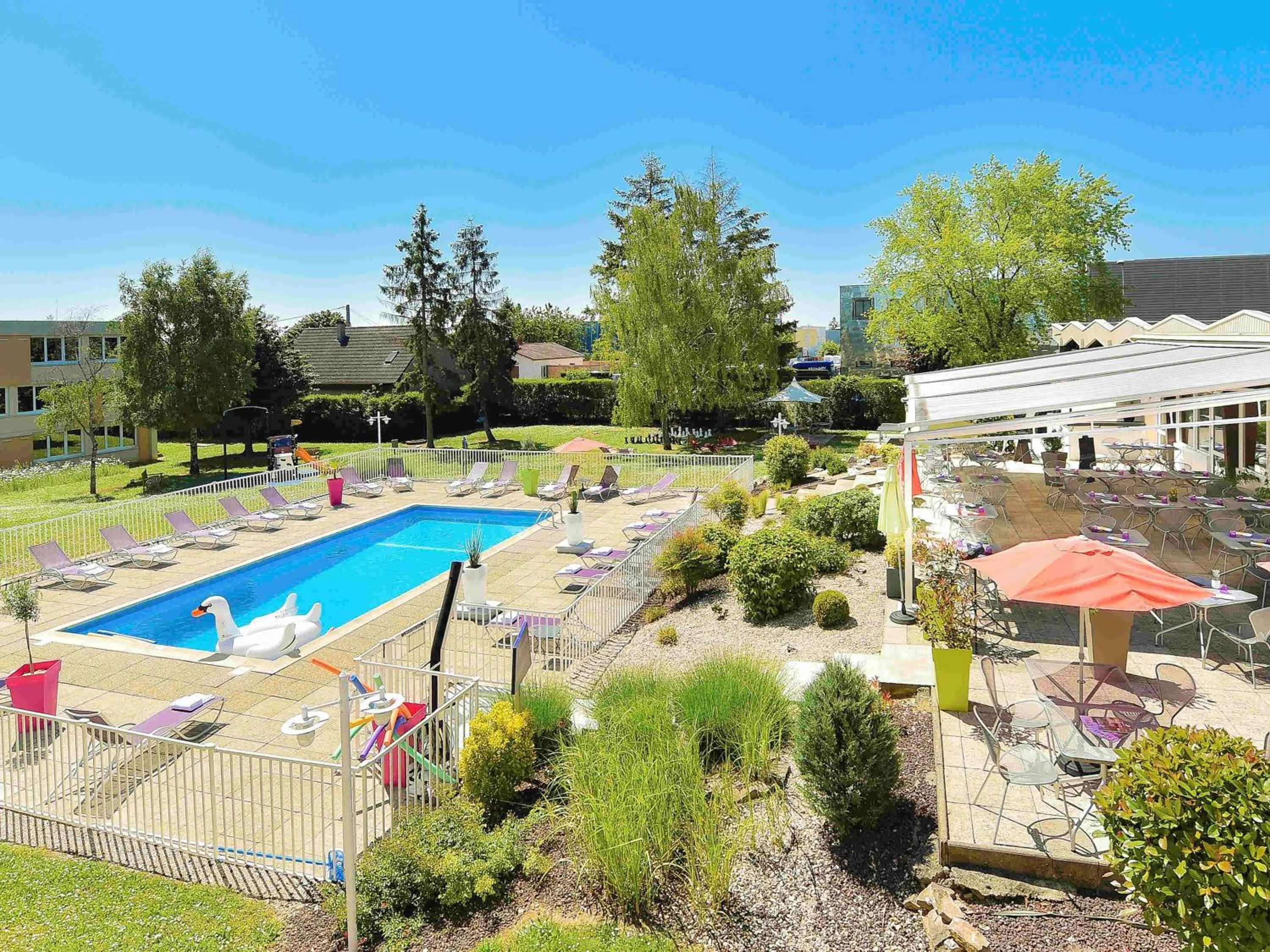 On site in Novotel Dijon Sud