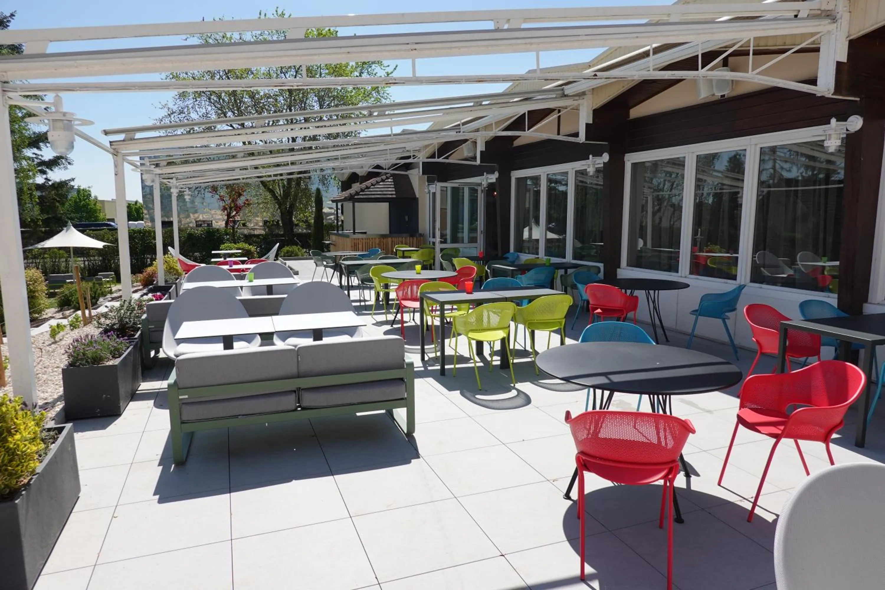 Balcony/Terrace in Novotel Dijon Sud