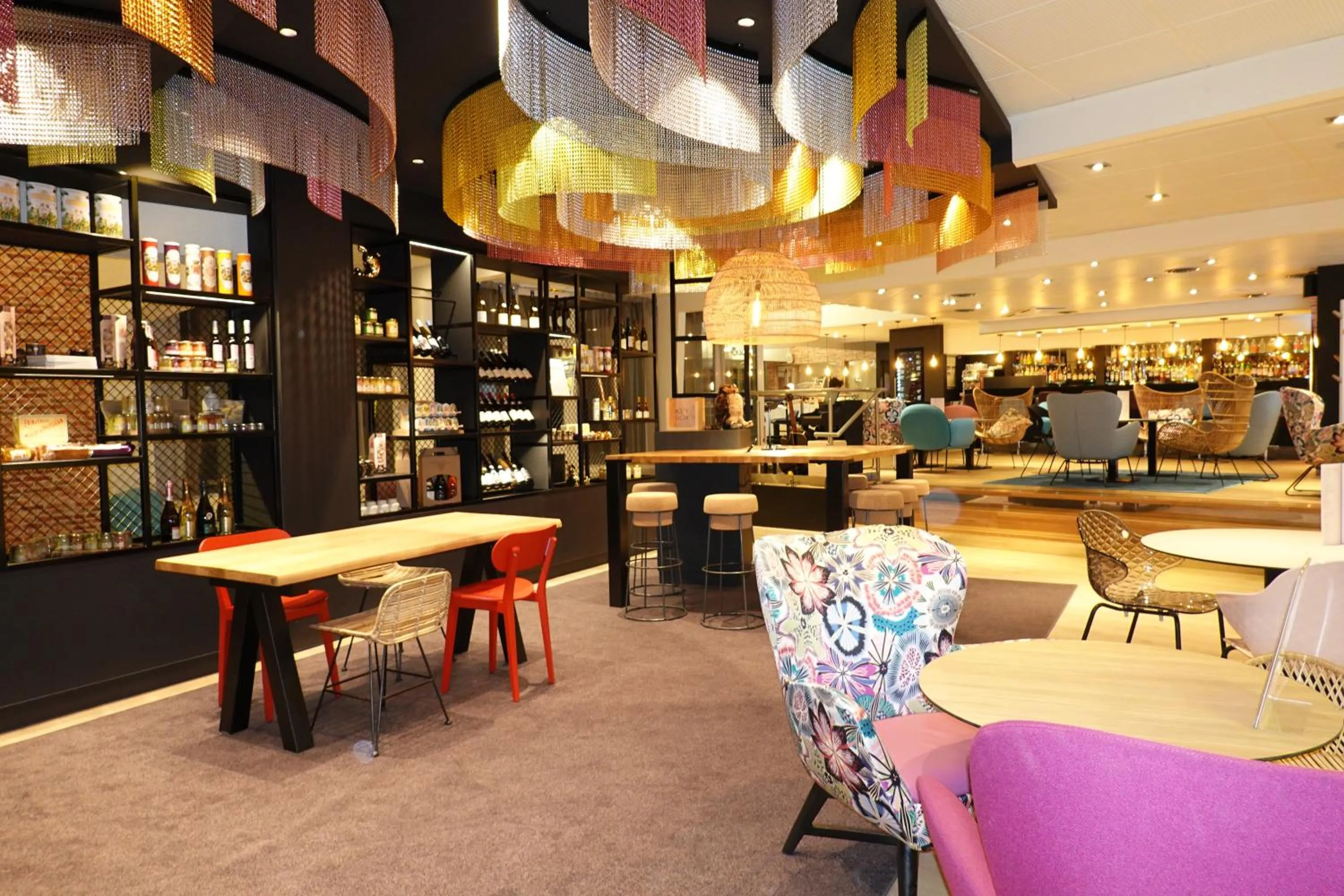 On-site shops in Novotel Dijon Sud