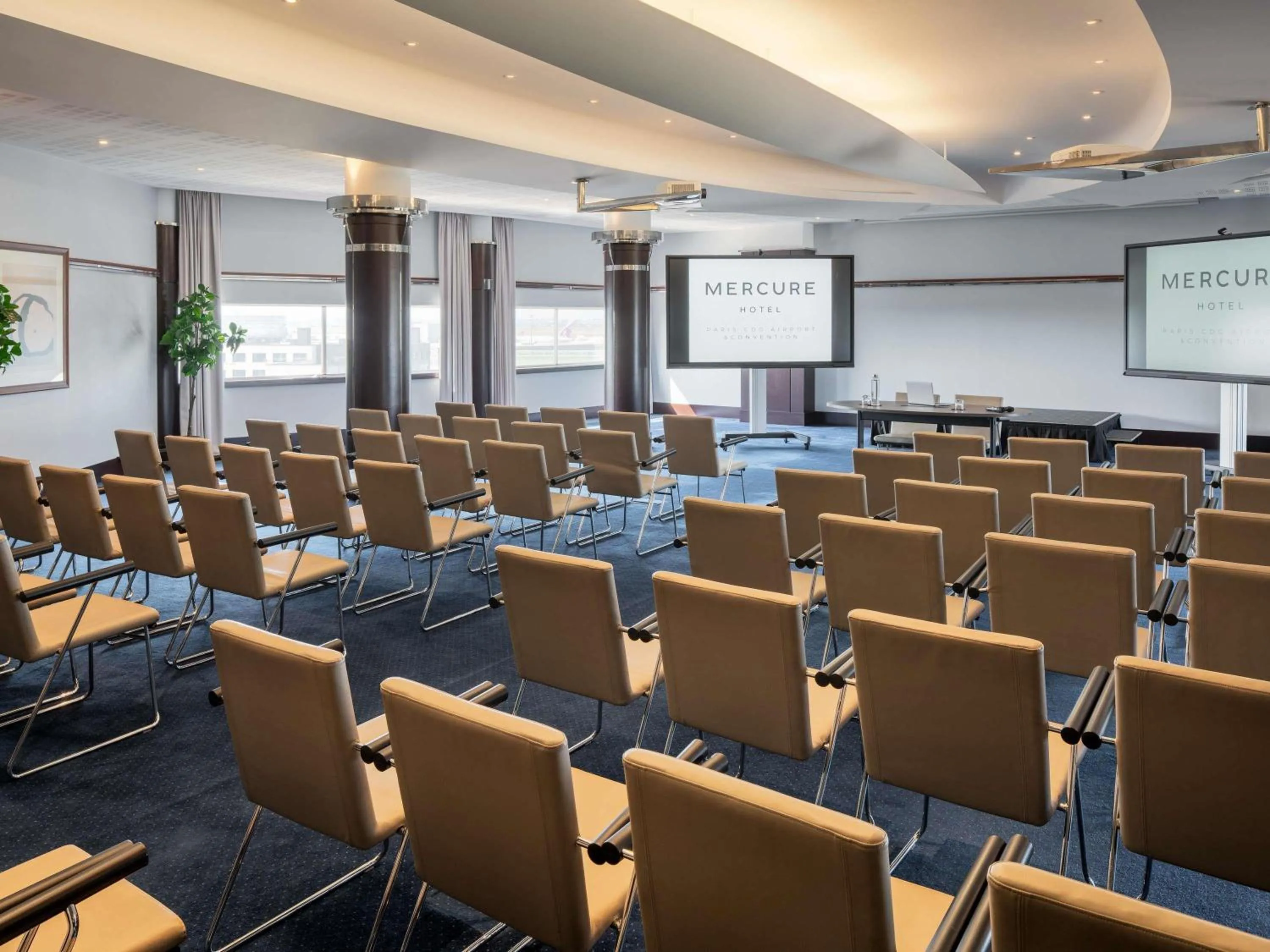 Meeting/conference room in Mercure Paris CDG Airport & Convention
