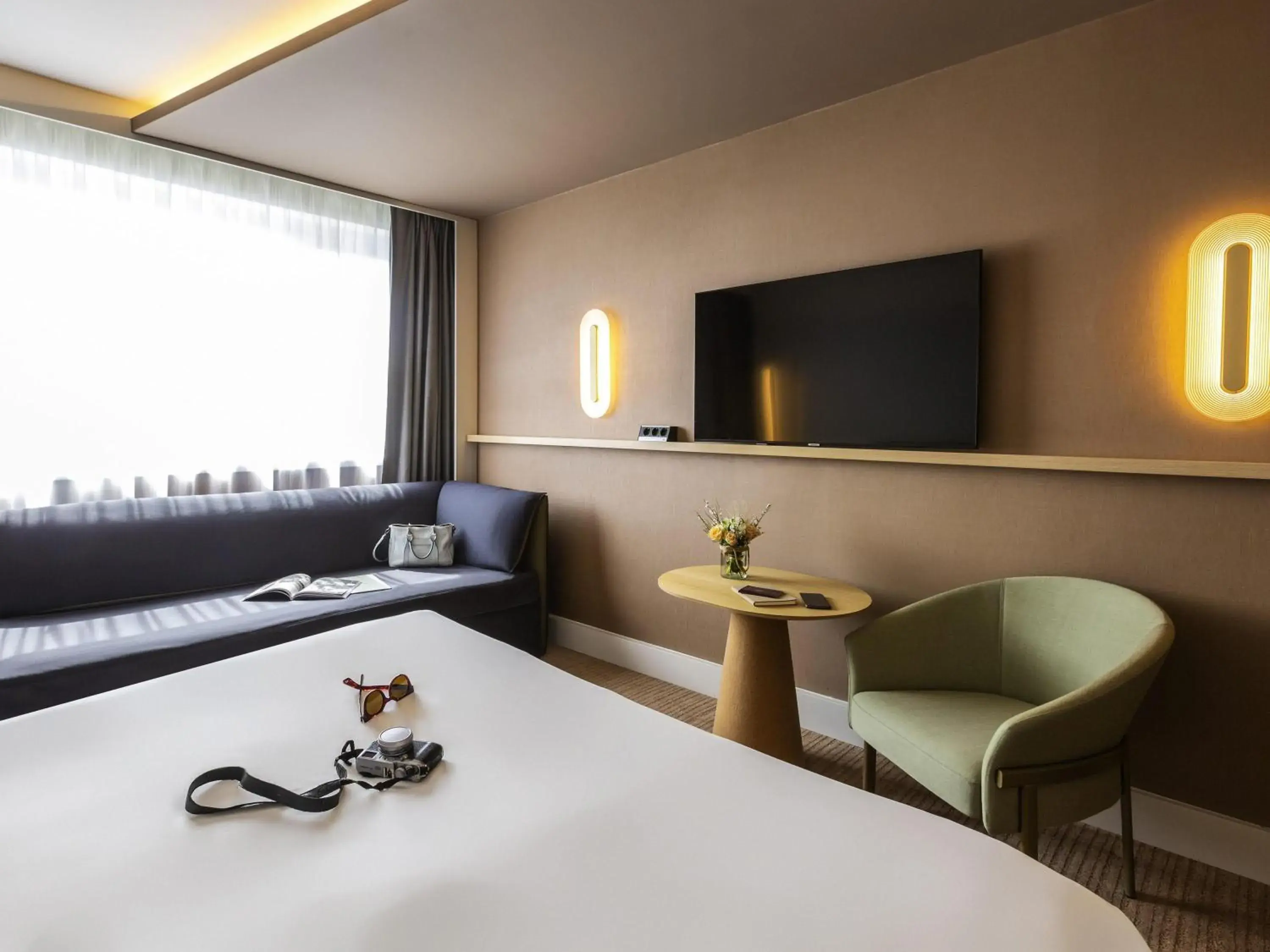 Superior Room with 1 Double Bed and 1 Sofa Bed in Novotel Nancy Superior Room with 1 Double Bed and 1 Sofa Bed in Novotel Nancy