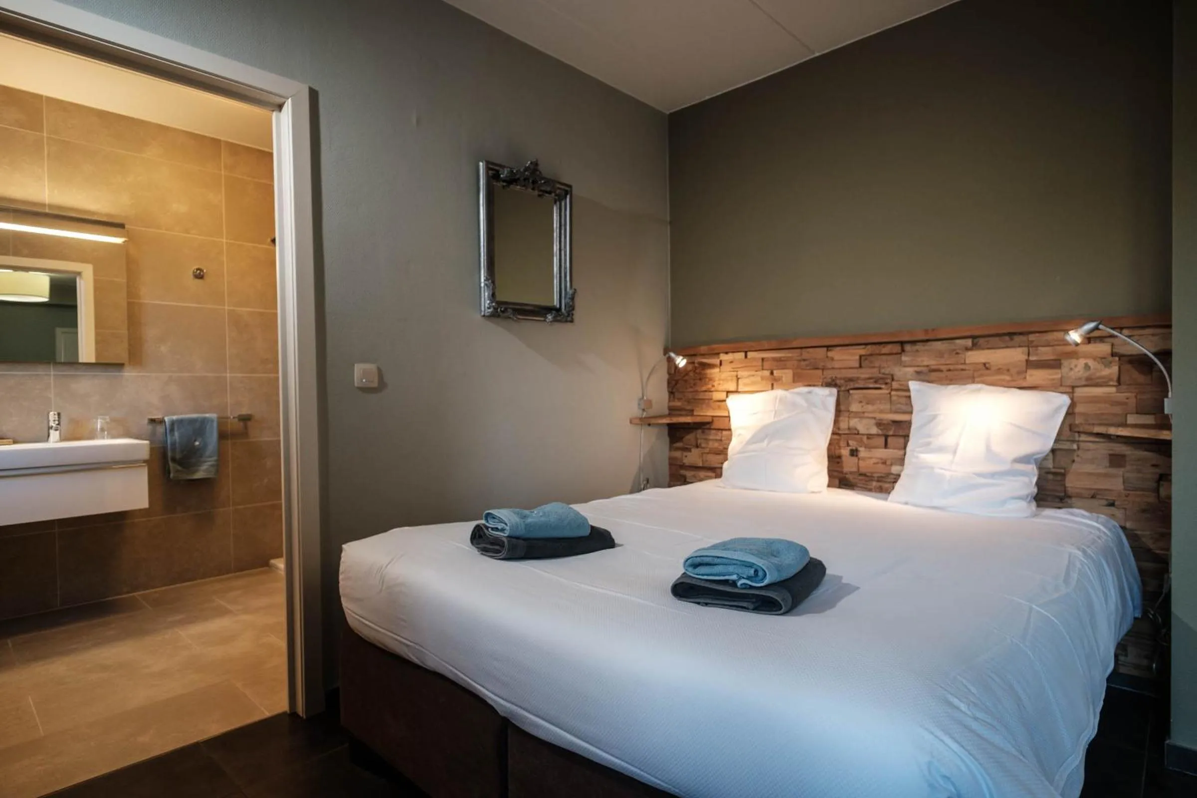 Bedroom, Bed in Craywinckelhof Wagenhuis Horst