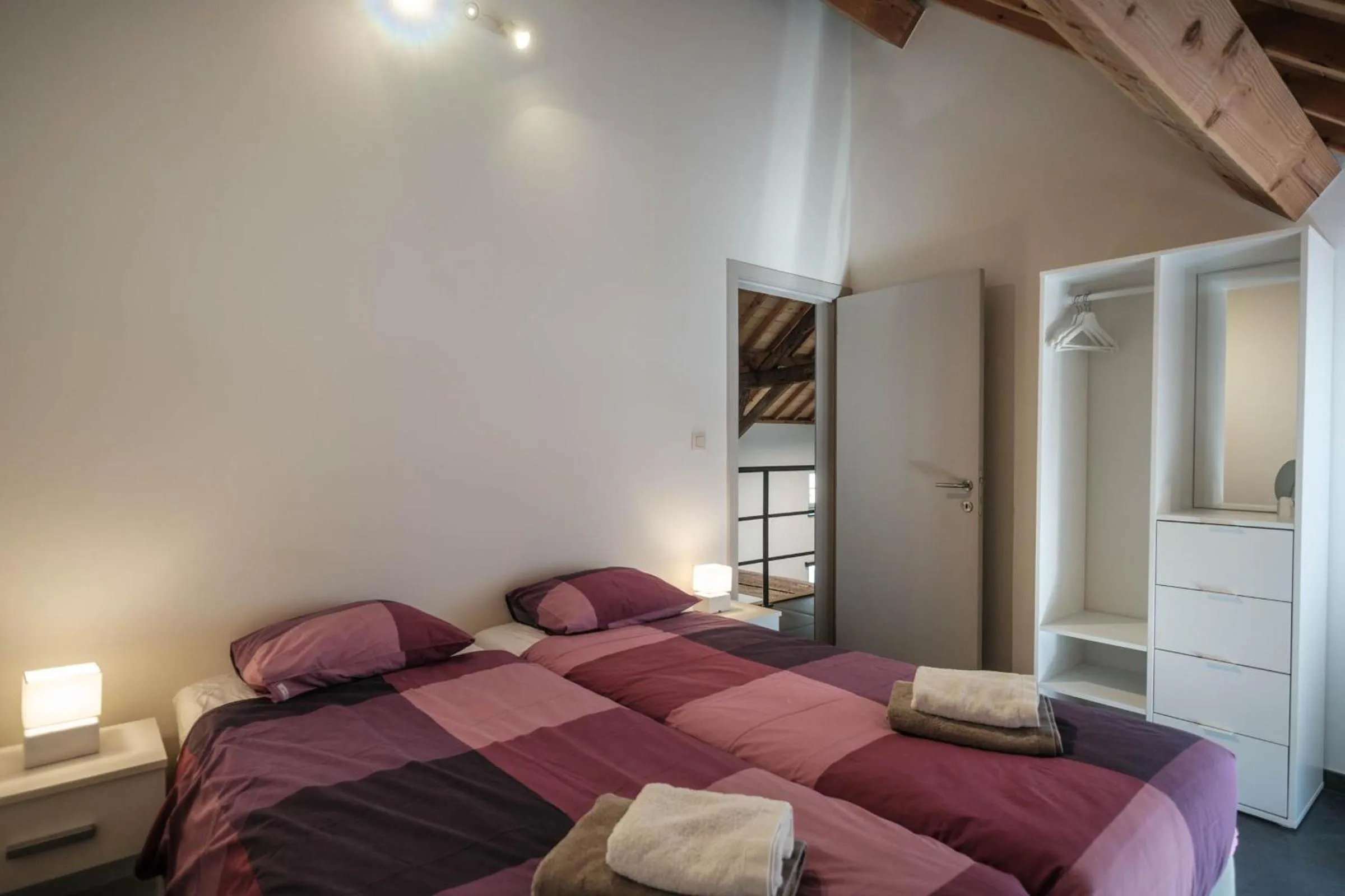 Photo of the whole room, Bed in Craywinckelhof Wagenhuis Horst