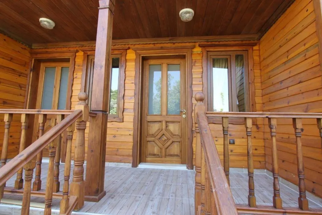 Facade/entrance in Elly's Home