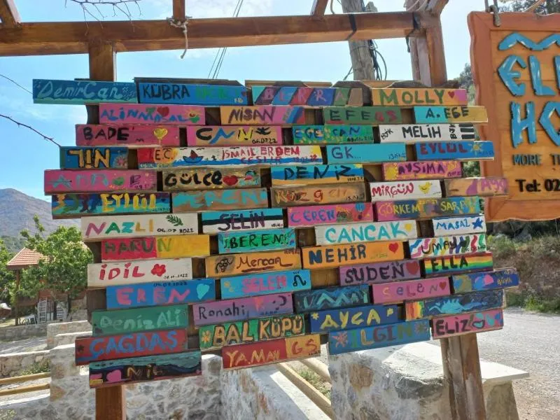 Decorative detail in Elly's Home