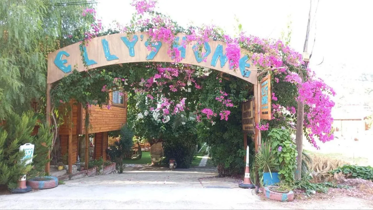 Garden view in Elly's Home