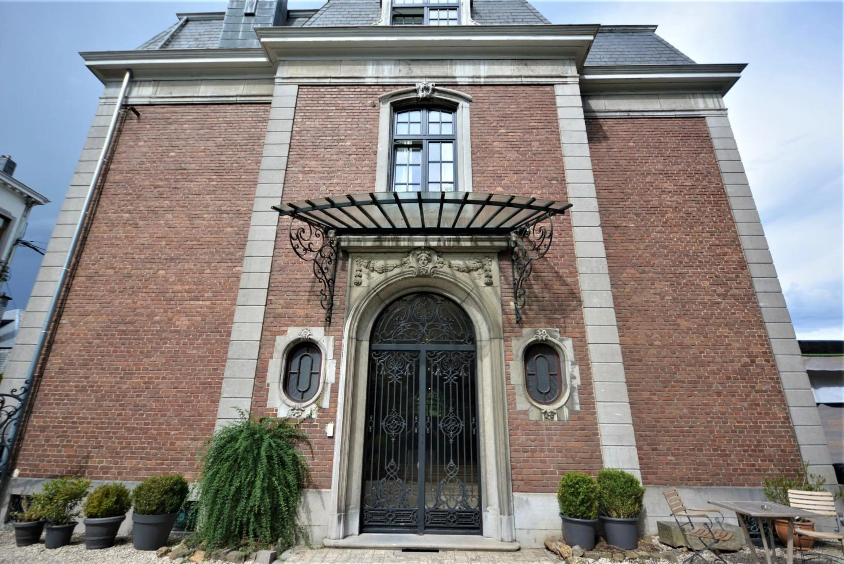 Facade/entrance in Villa de Noailles