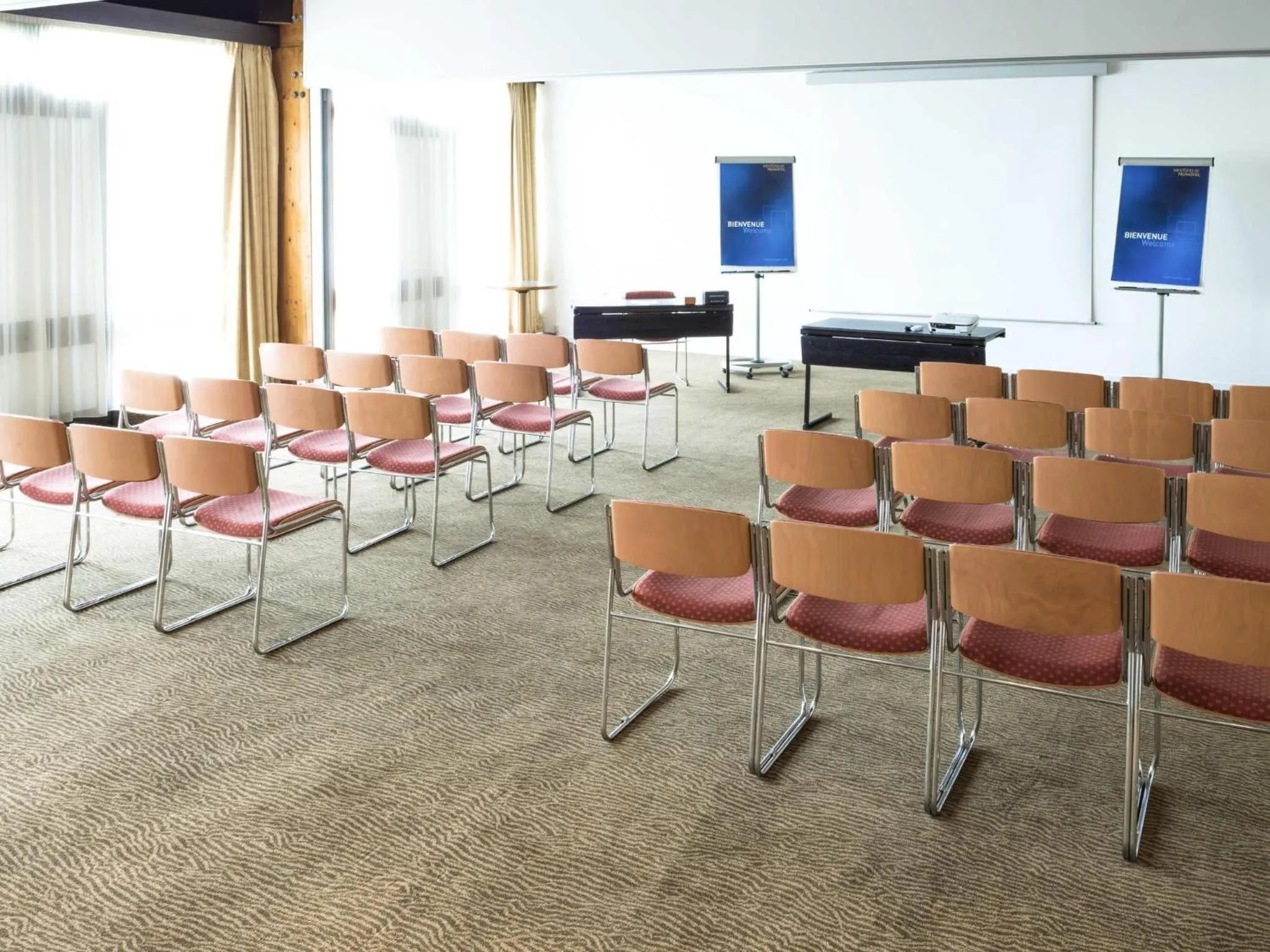 Meeting/conference room in Novotel Macon Nord - Porte de Bourgogne