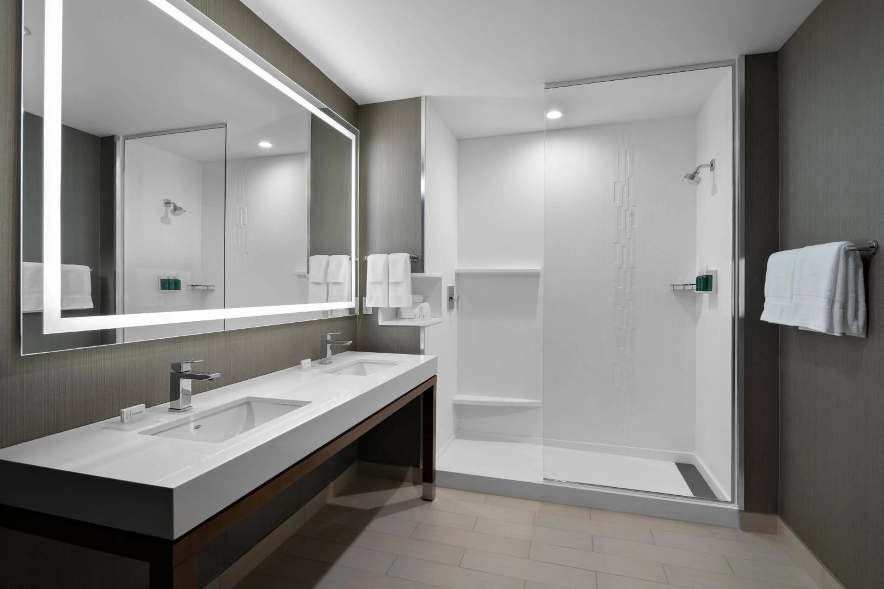 Bathroom in Courtyard by Marriott Delray Beach