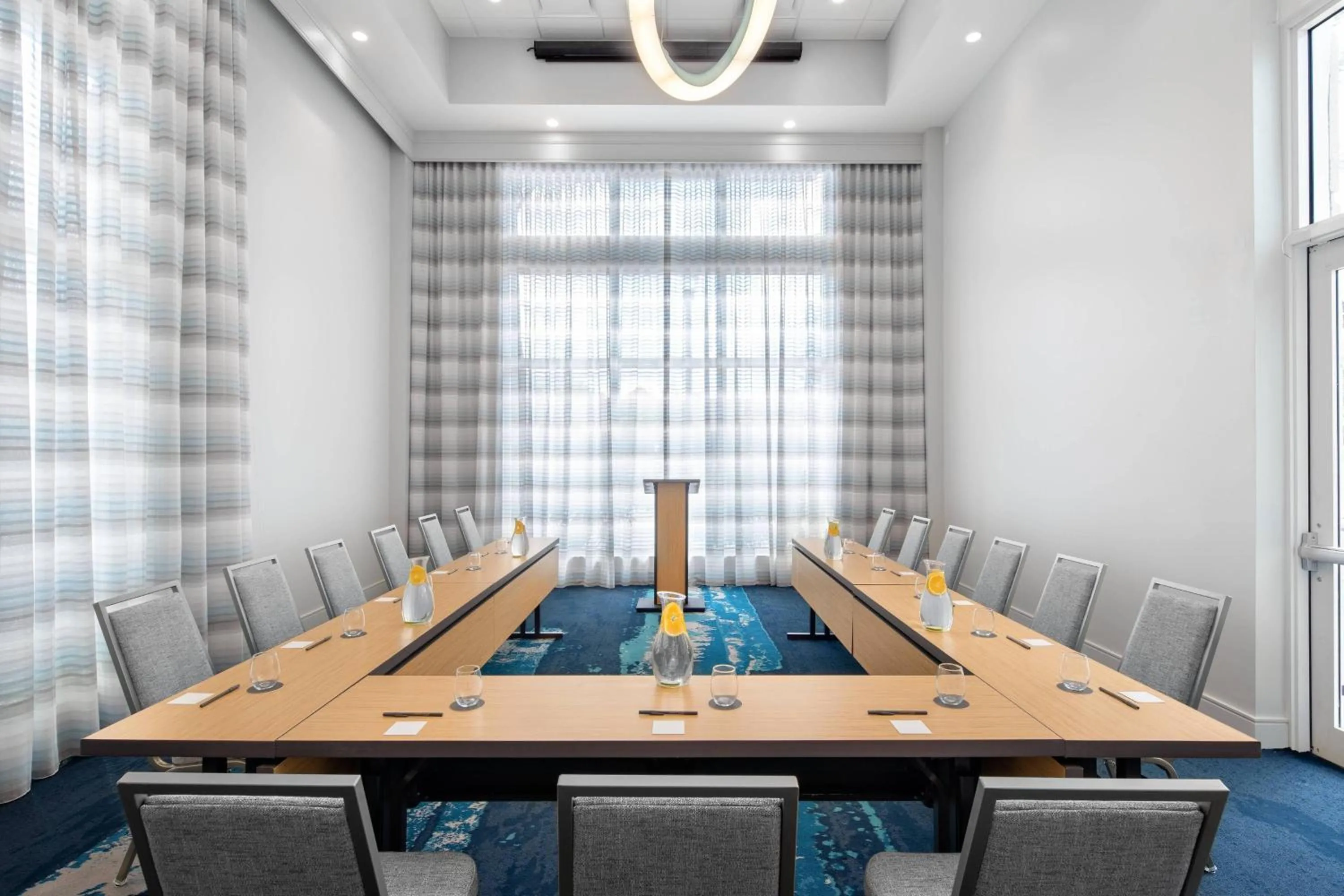 Meeting/conference room in Courtyard by Marriott Delray Beach