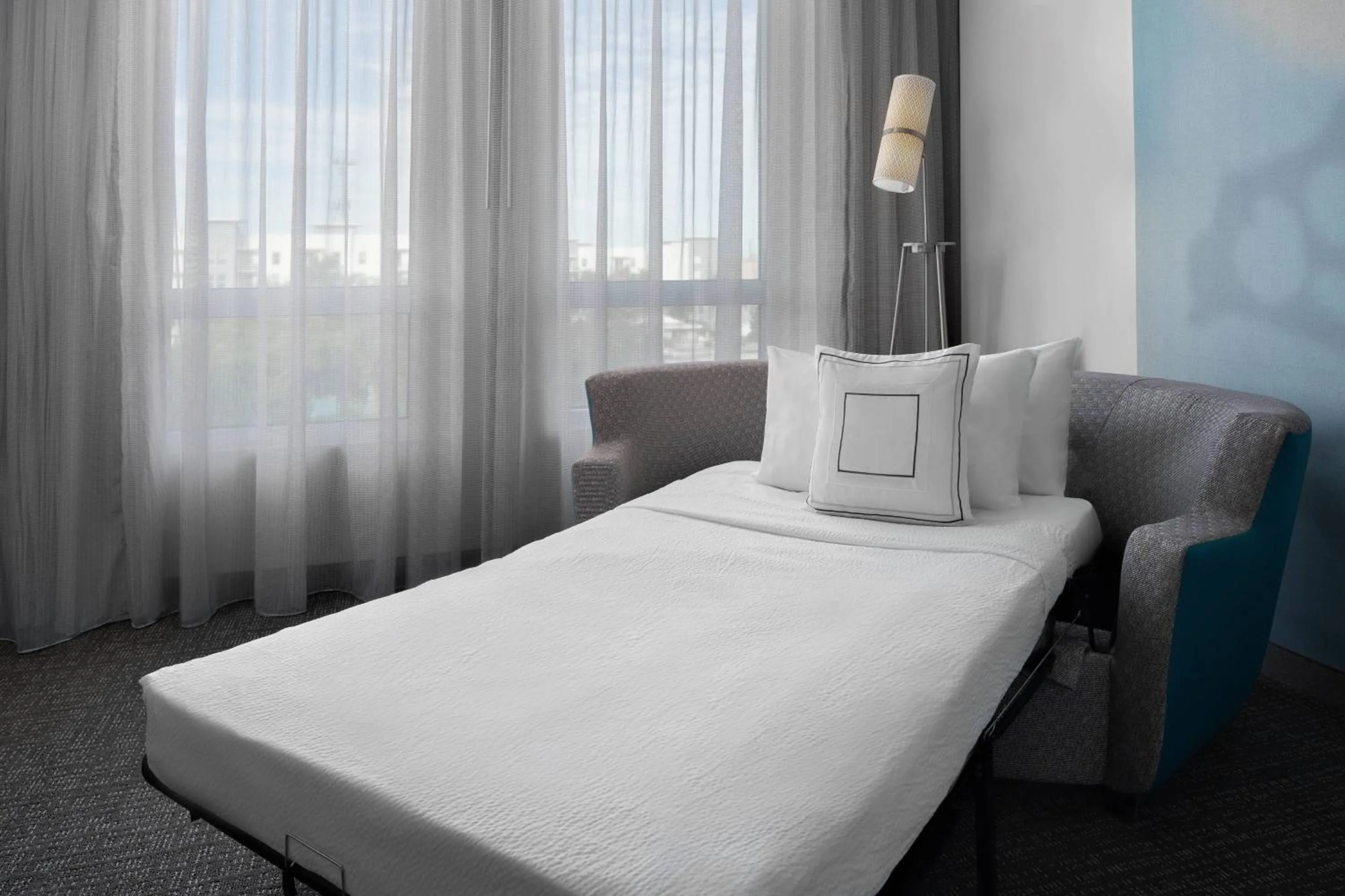 Photo of the whole room, Bed in Courtyard by Marriott Delray Beach