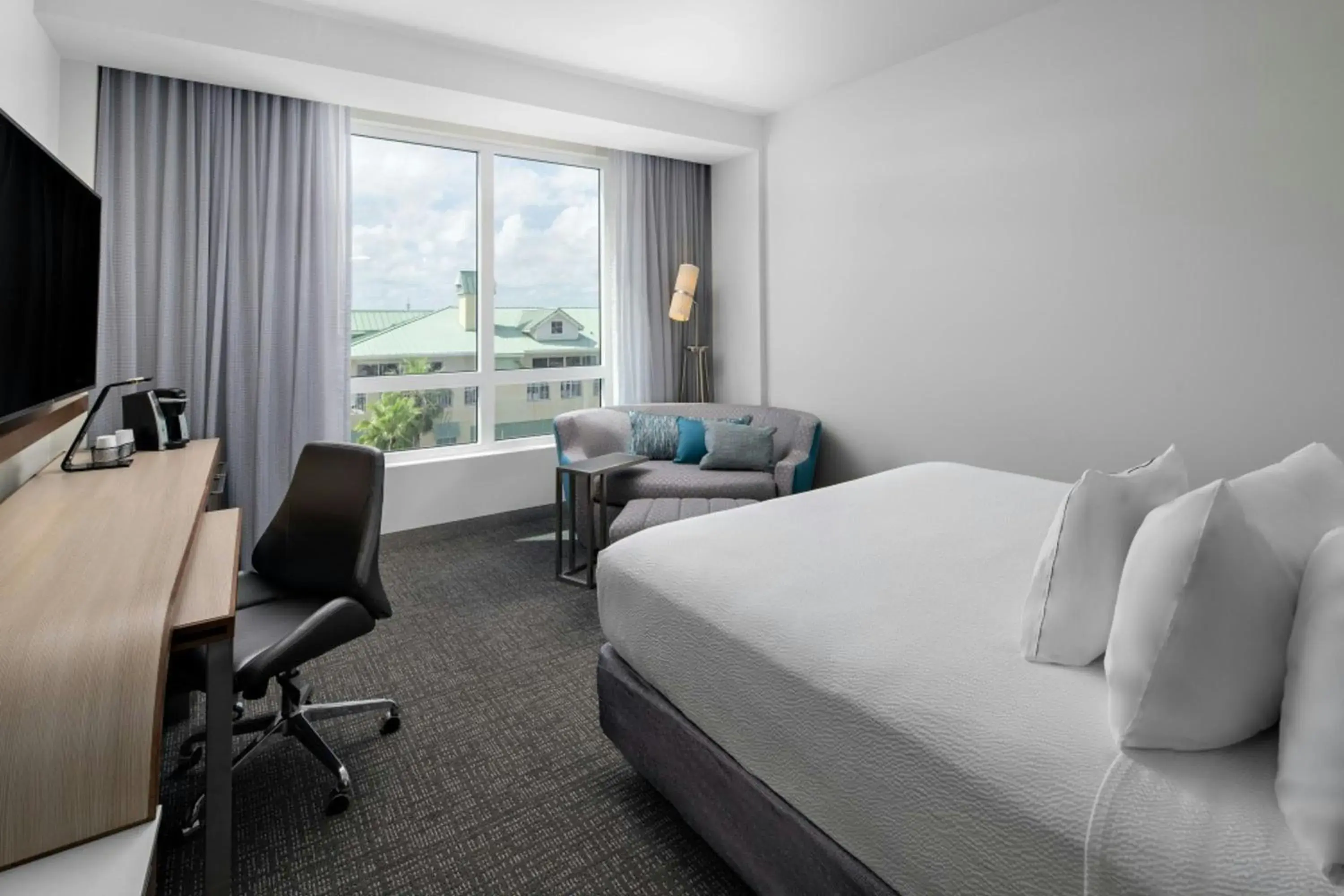 Guest room, 1 King, Sofa bed in Courtyard by Marriott Delray Beach Guest room, 1 King, Sofa bed in Courtyard by Marriott Delray Beach