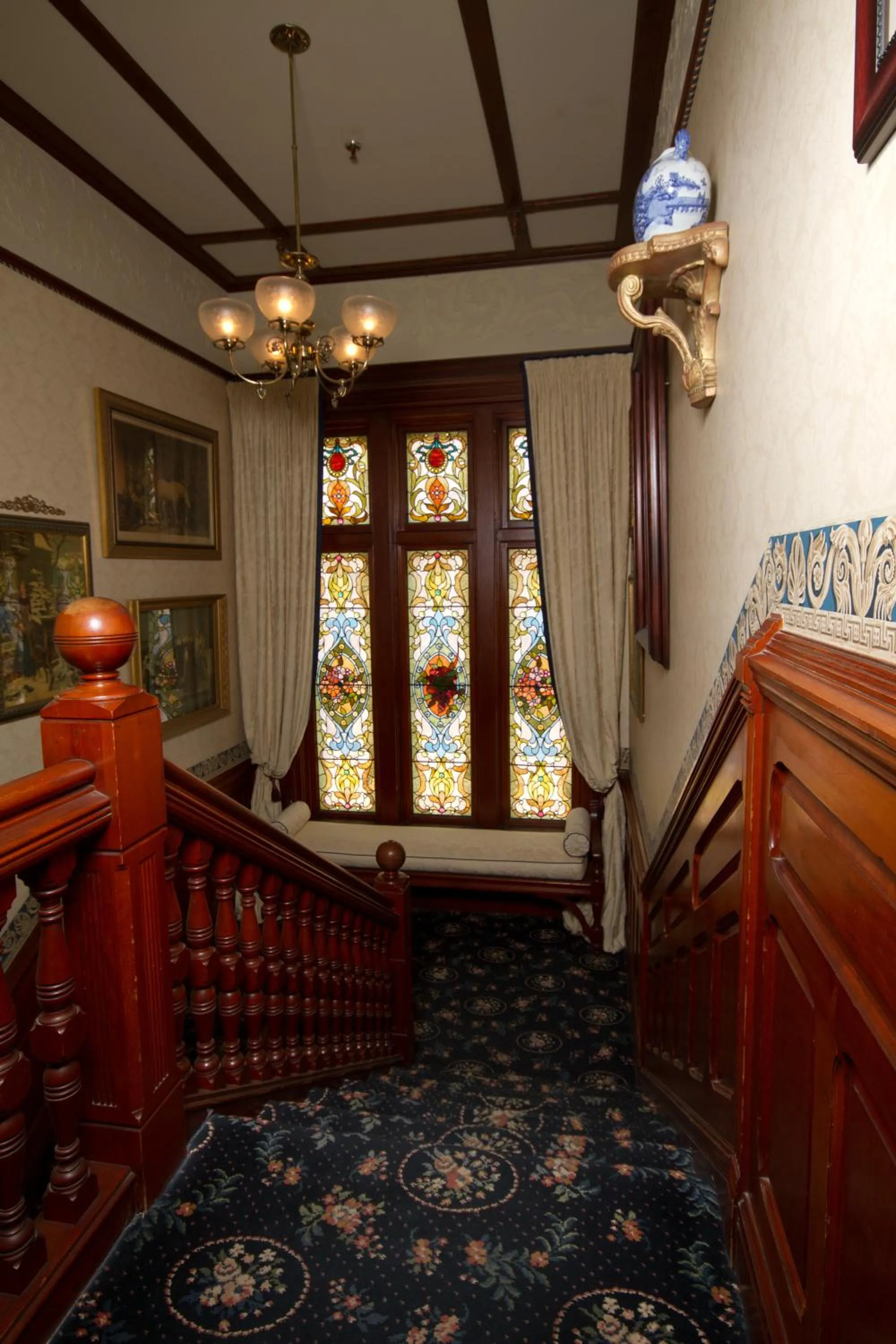 Other, Seating Area in Victoria's Historic Inn