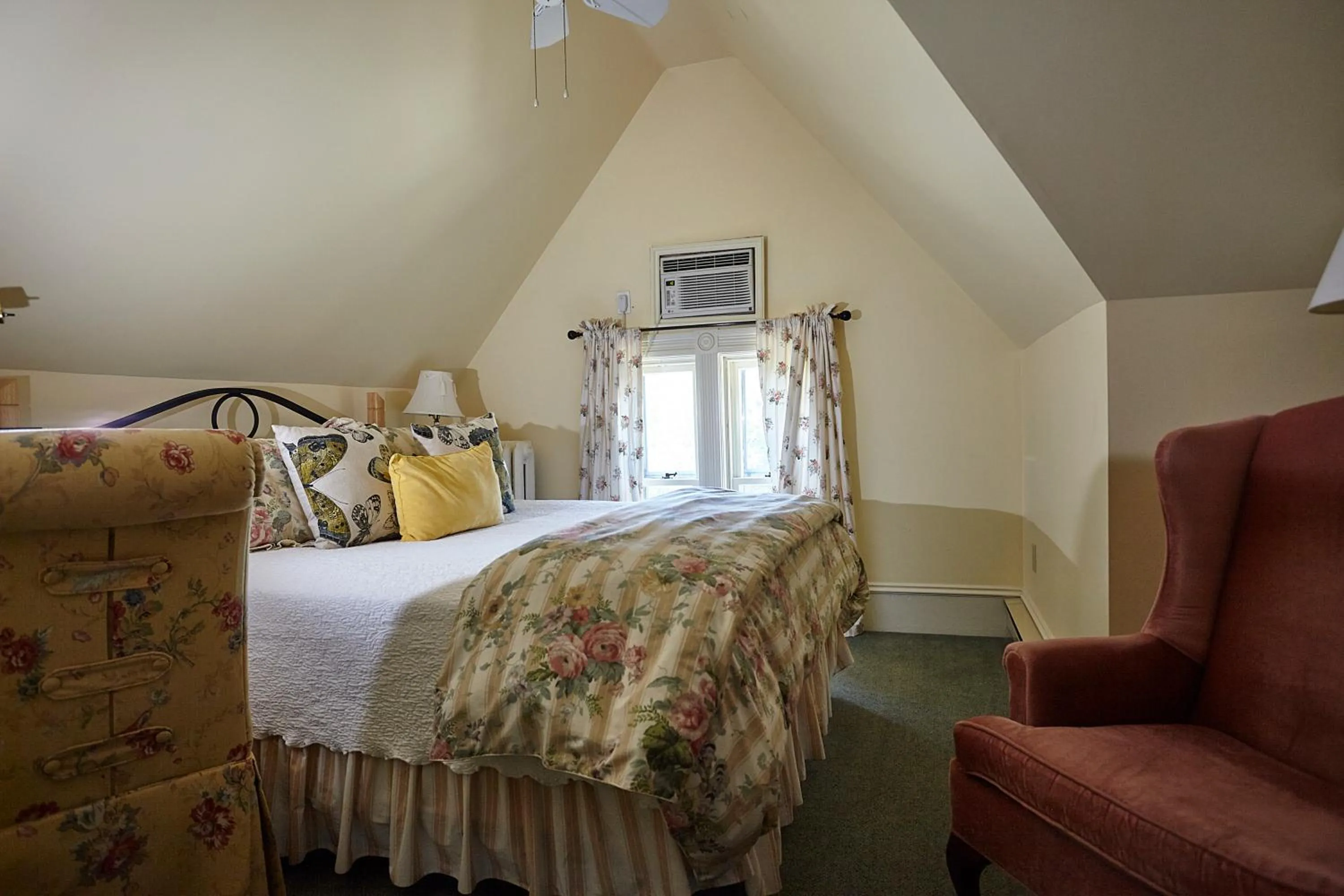 Victoria's Historic Inn