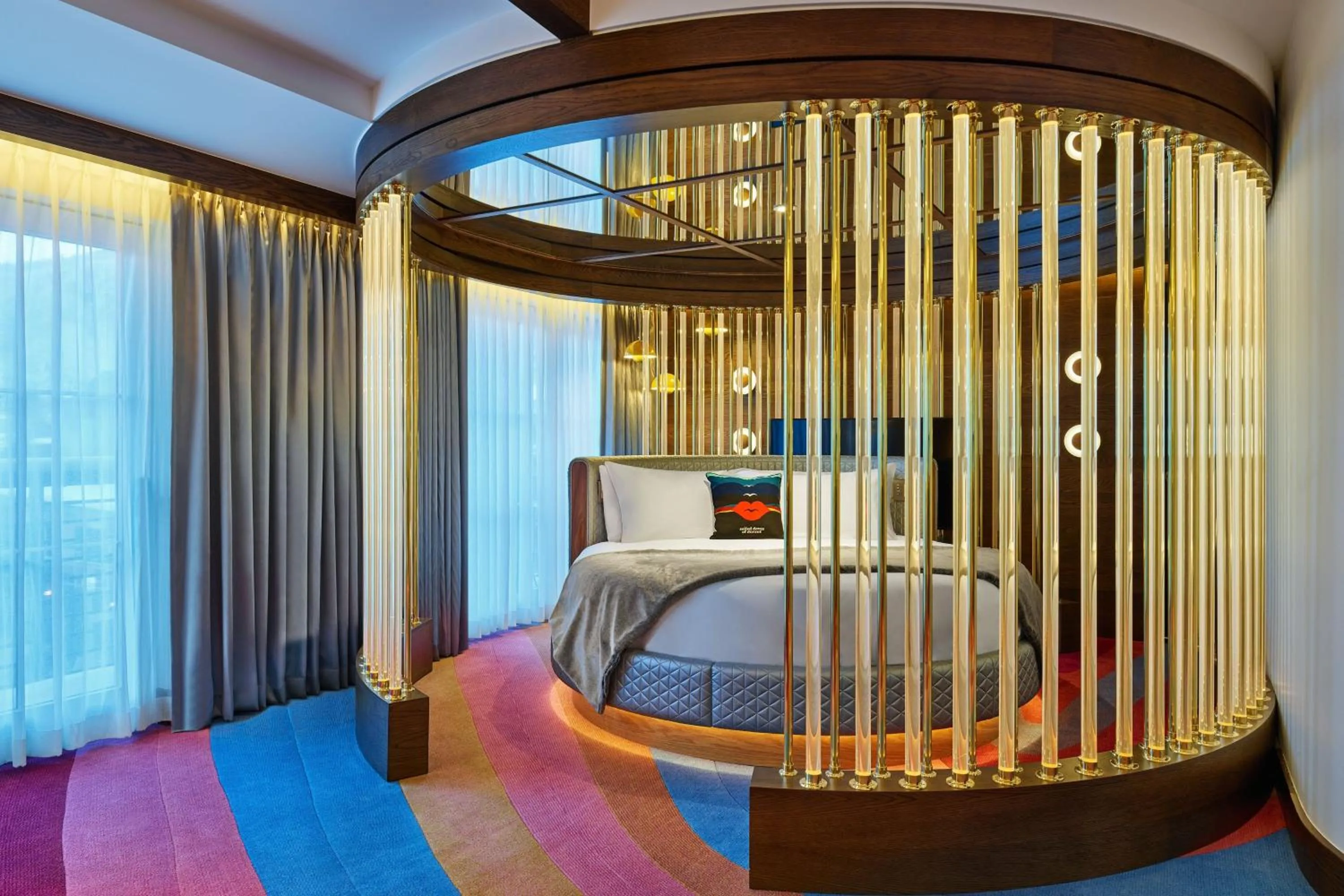 Photo of the whole room, Bed in W Aspen