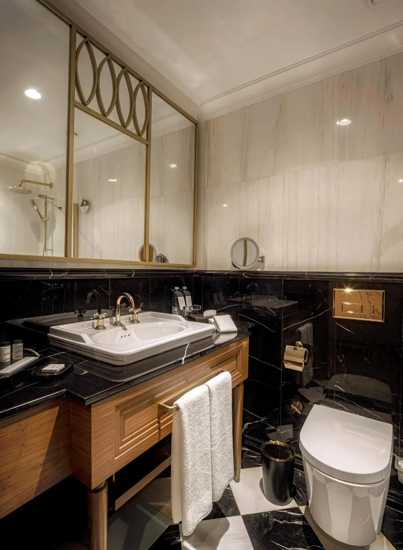 Junior Suite, 1 King, City view in Sheraton Bishkek Junior Suite, 1 King, City view in Sheraton Bishkek