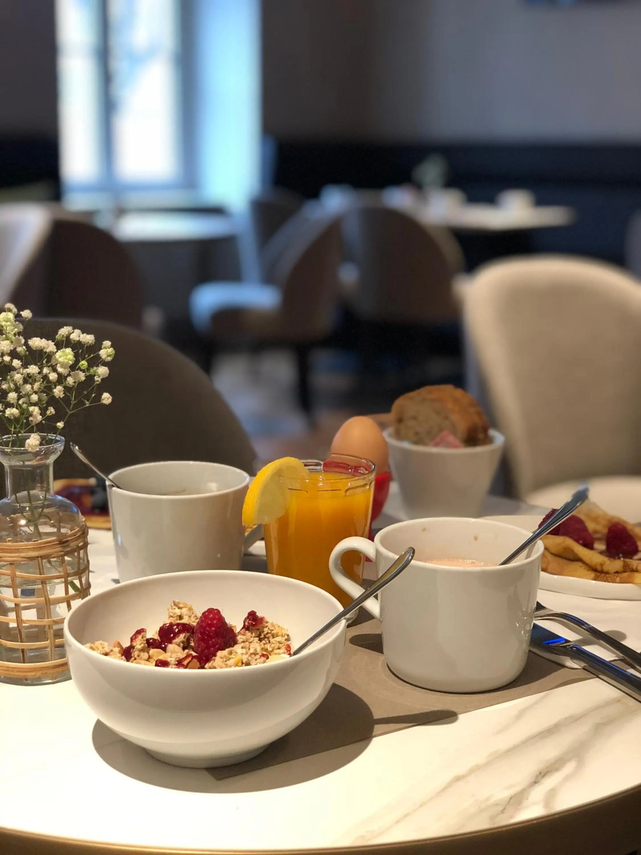 Food and drinks in Mercure Rennes Centre Place Bretagne