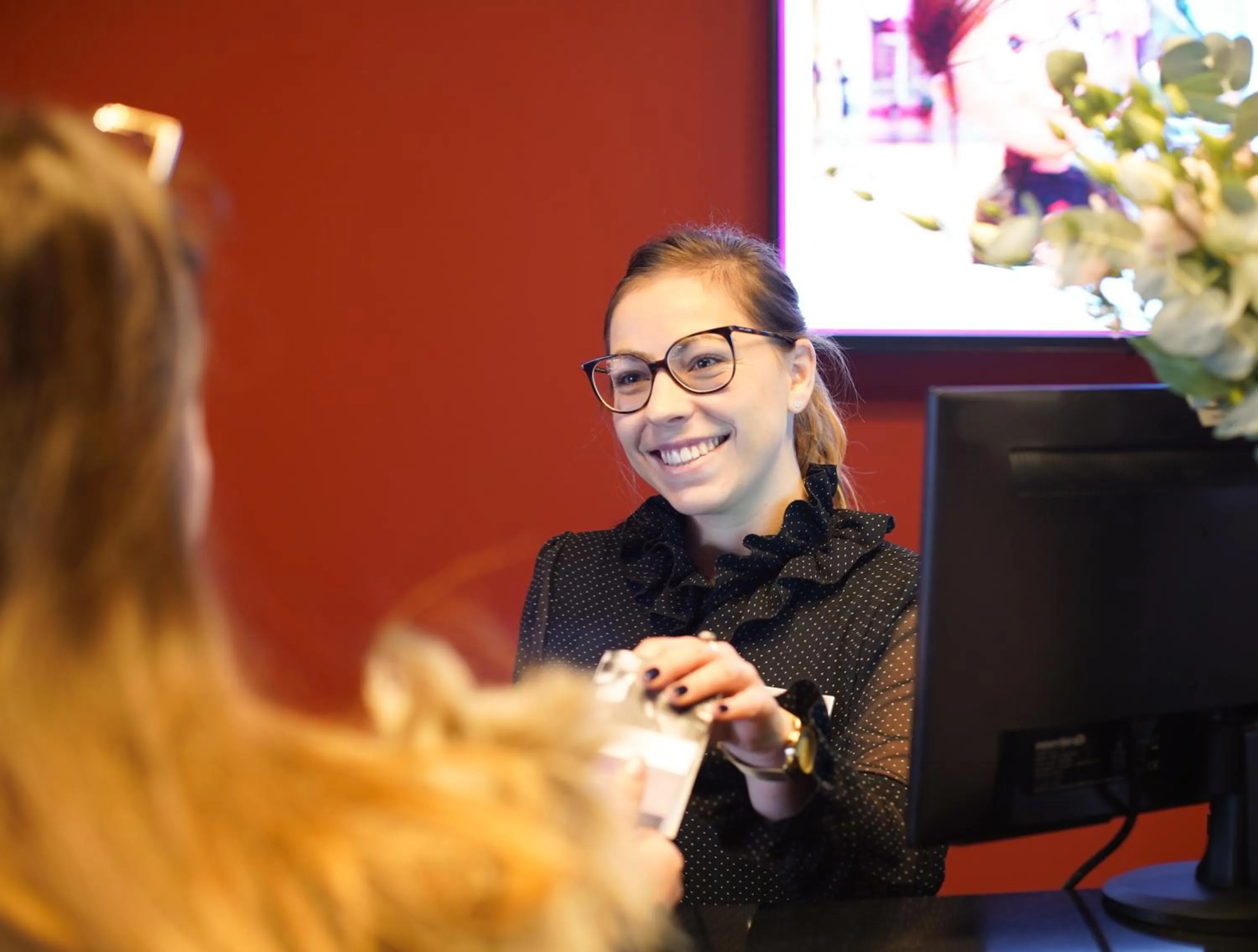 Lobby or reception in Mercure Rennes Centre Place Bretagne