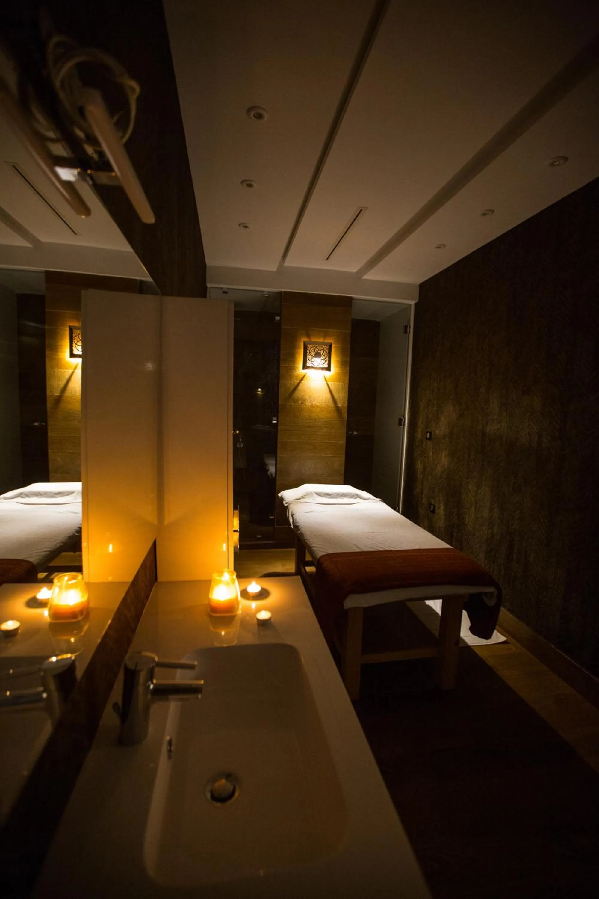 Massage in SBN Suite Hôtel