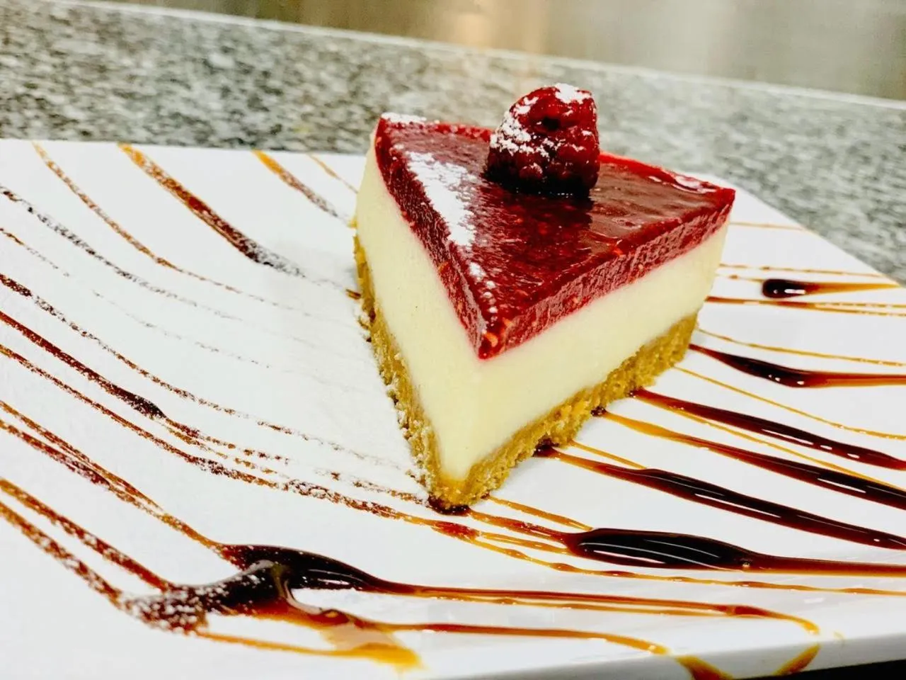 Food and drinks in SBN Suite Hôtel