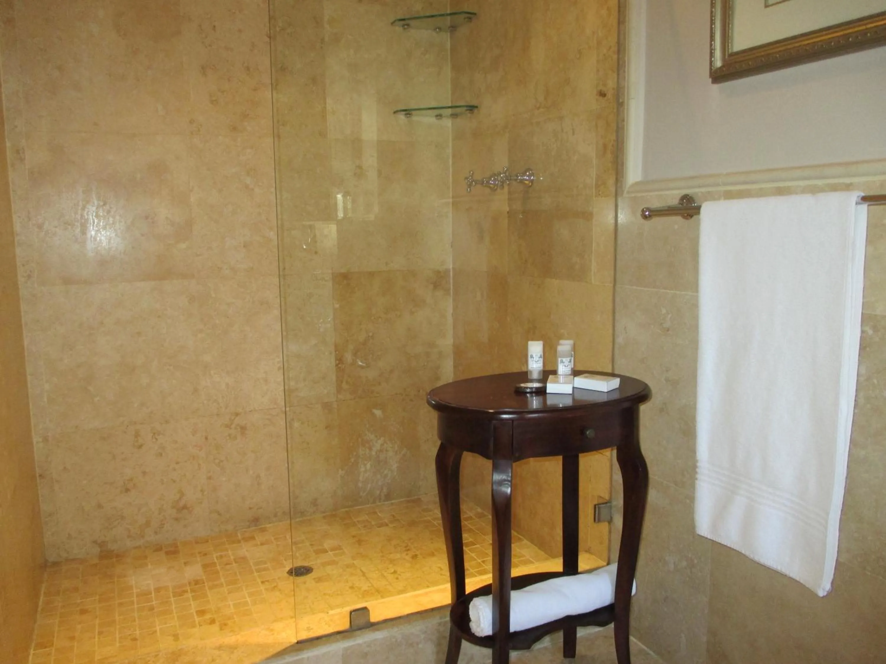 Bathroom in Mt Bijoux Preferred Accommodation