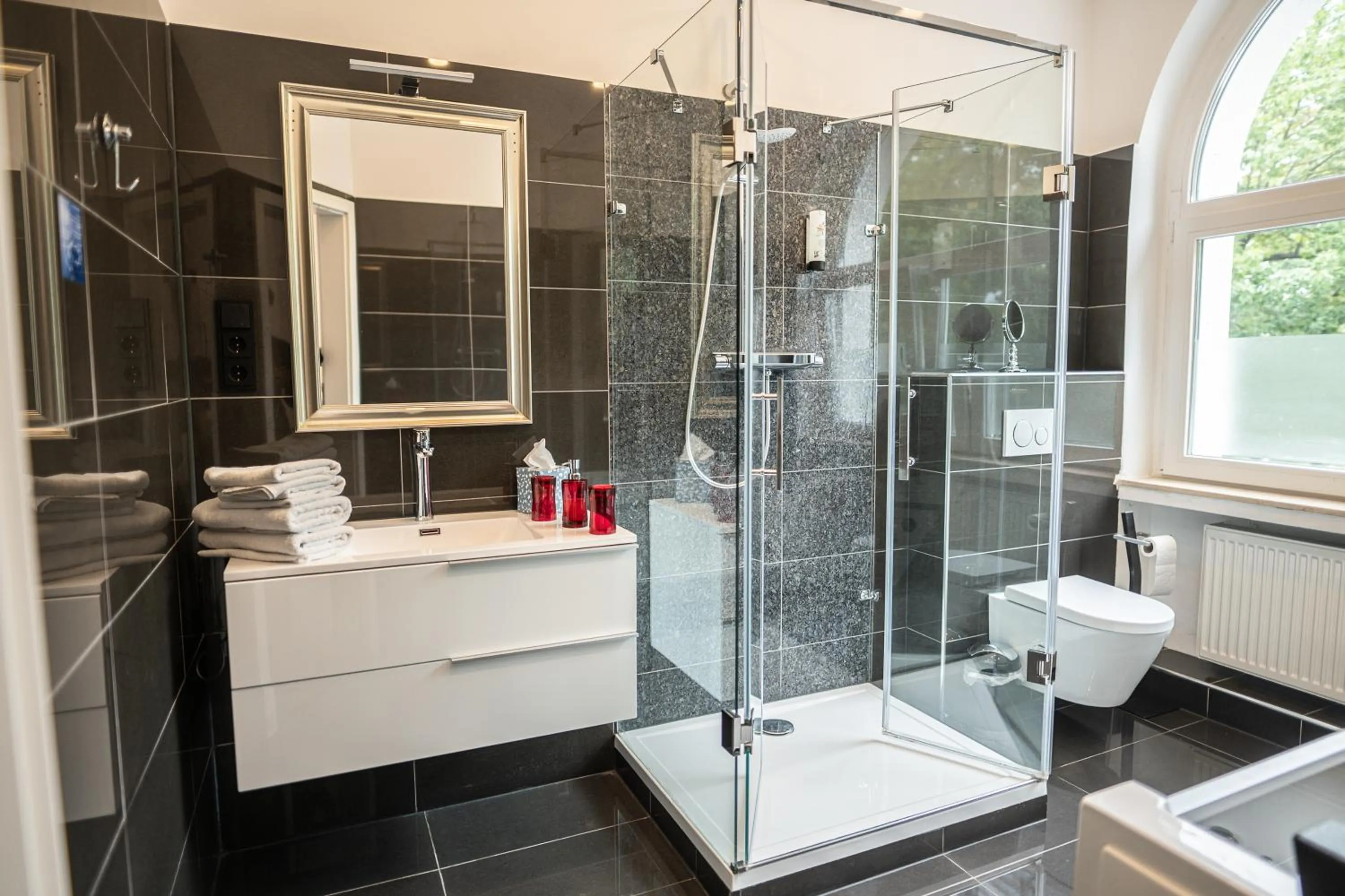 Shower in VILLA BOWDY