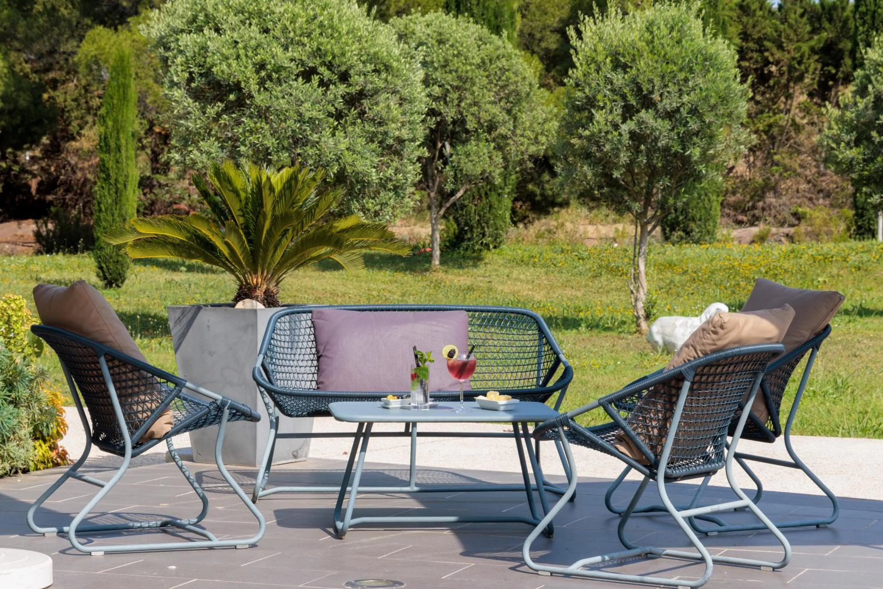 Garden in Hilton Garden Inn Marseille Provence Airport