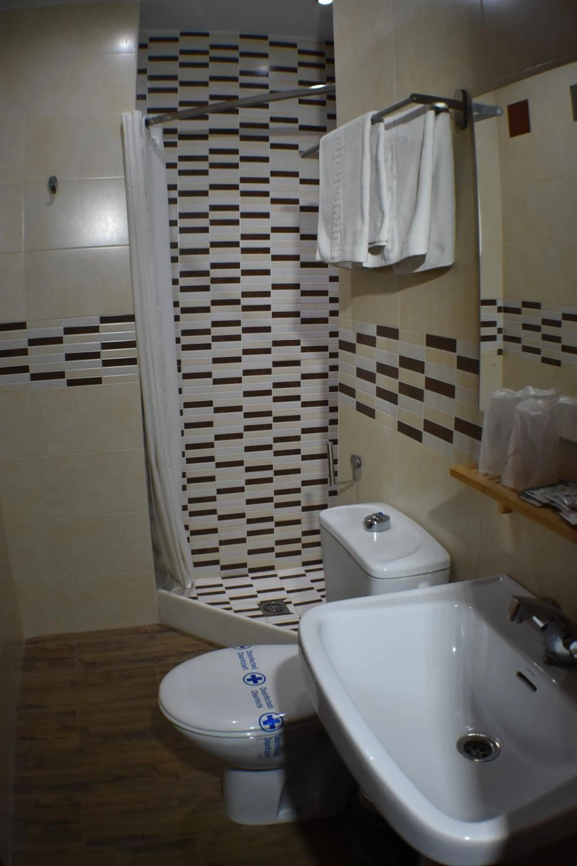 Bathroom in Hostal Alamare