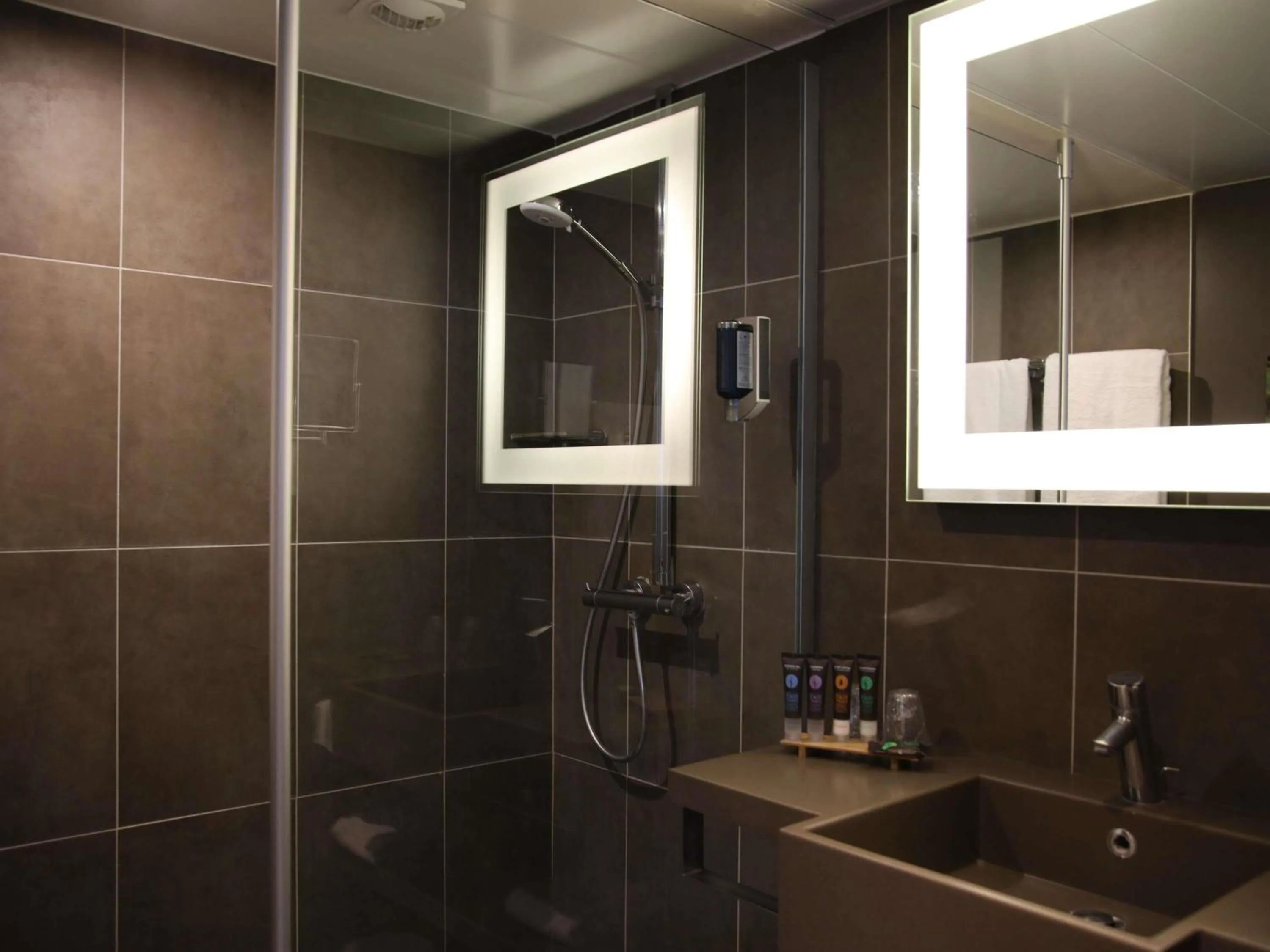 Bedroom in Novotel Lille Centre Grand Place