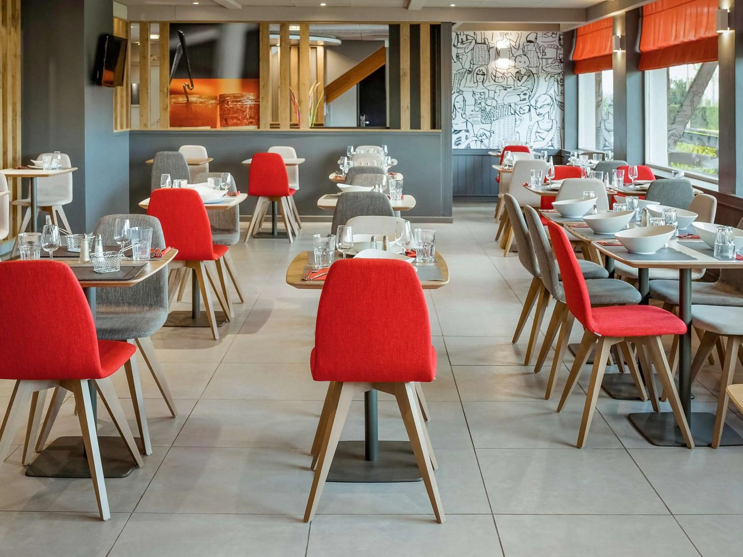 Restaurant/places to eat in ibis Saint Rambert d'Albon