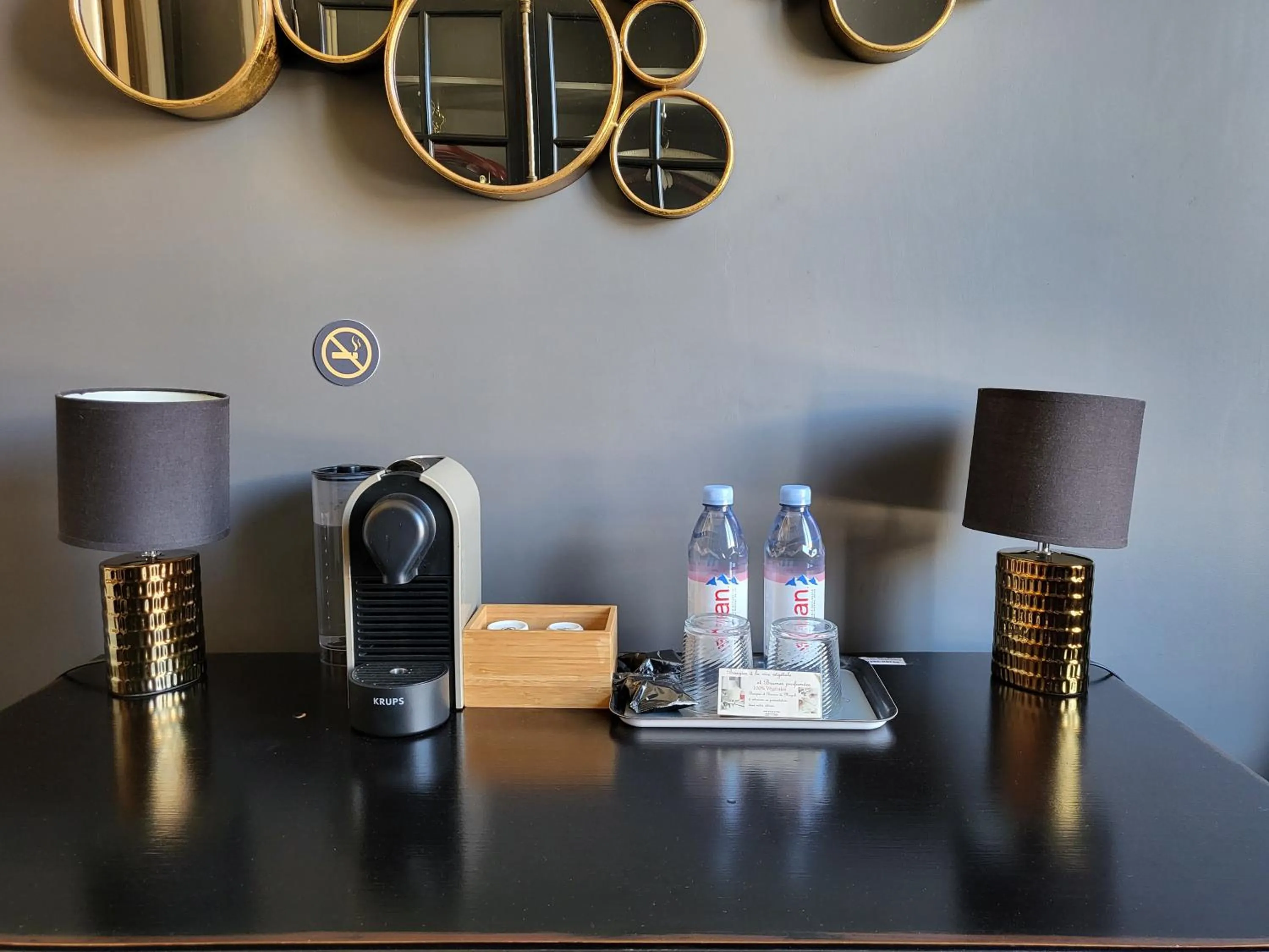 Coffee/tea facilities in Hotel Vendome - BW Signature Collection