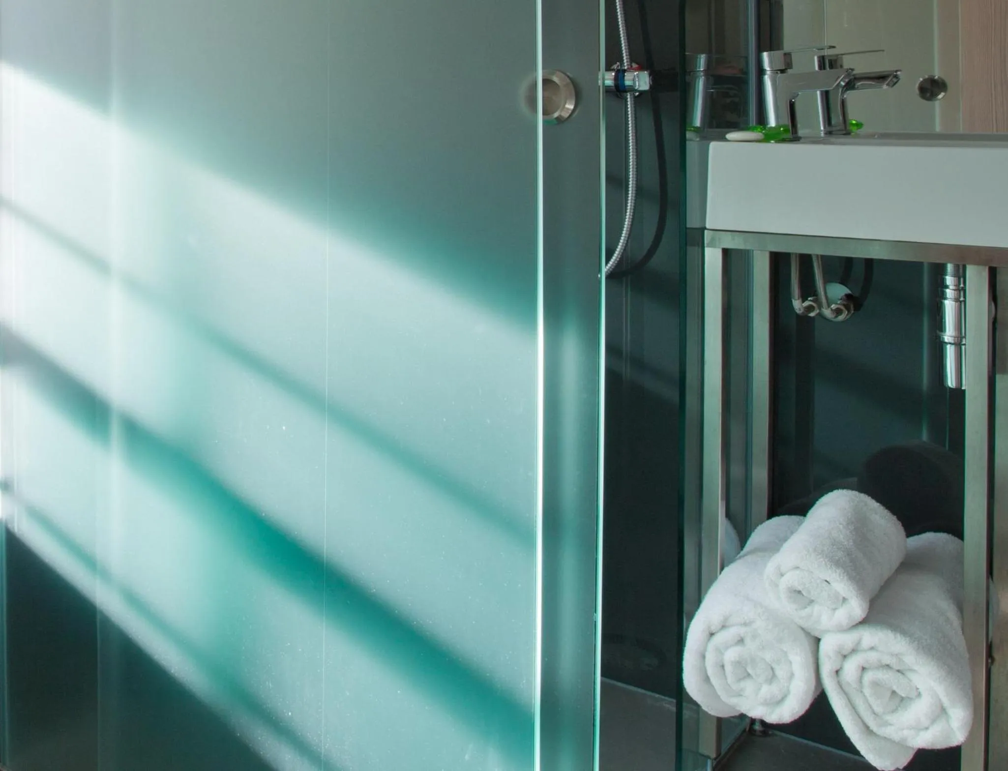 Bathroom in The Z Hotel Liverpool