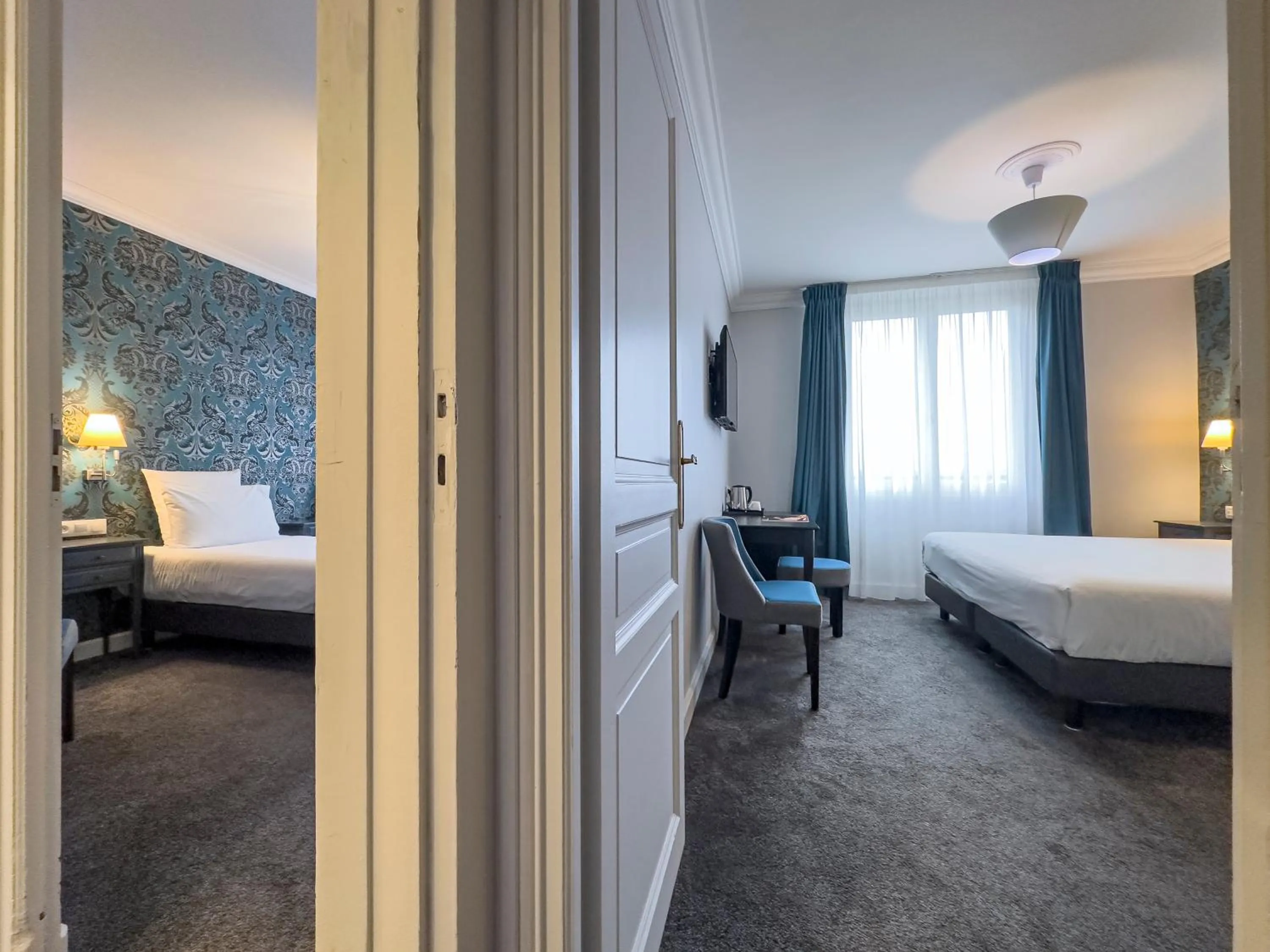 Bedroom, Bed in Mercure Paris Saint Cloud Hippodrome