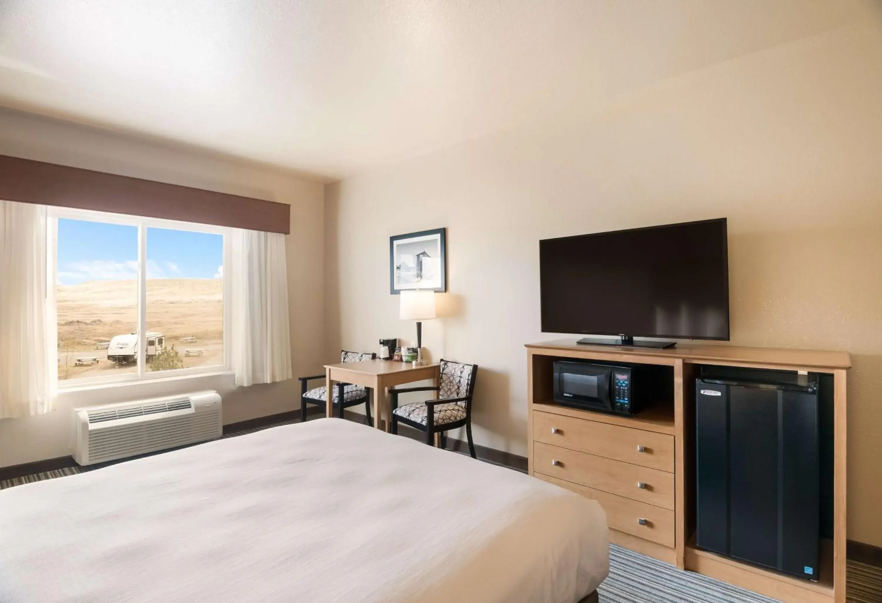 Queen Room with Two Queen Beds - Non-Smoking in Best Western Shelby Inn & Suites Queen Room with Two Queen Beds - Non-Smoking in Best Western Shelby Inn & Suites