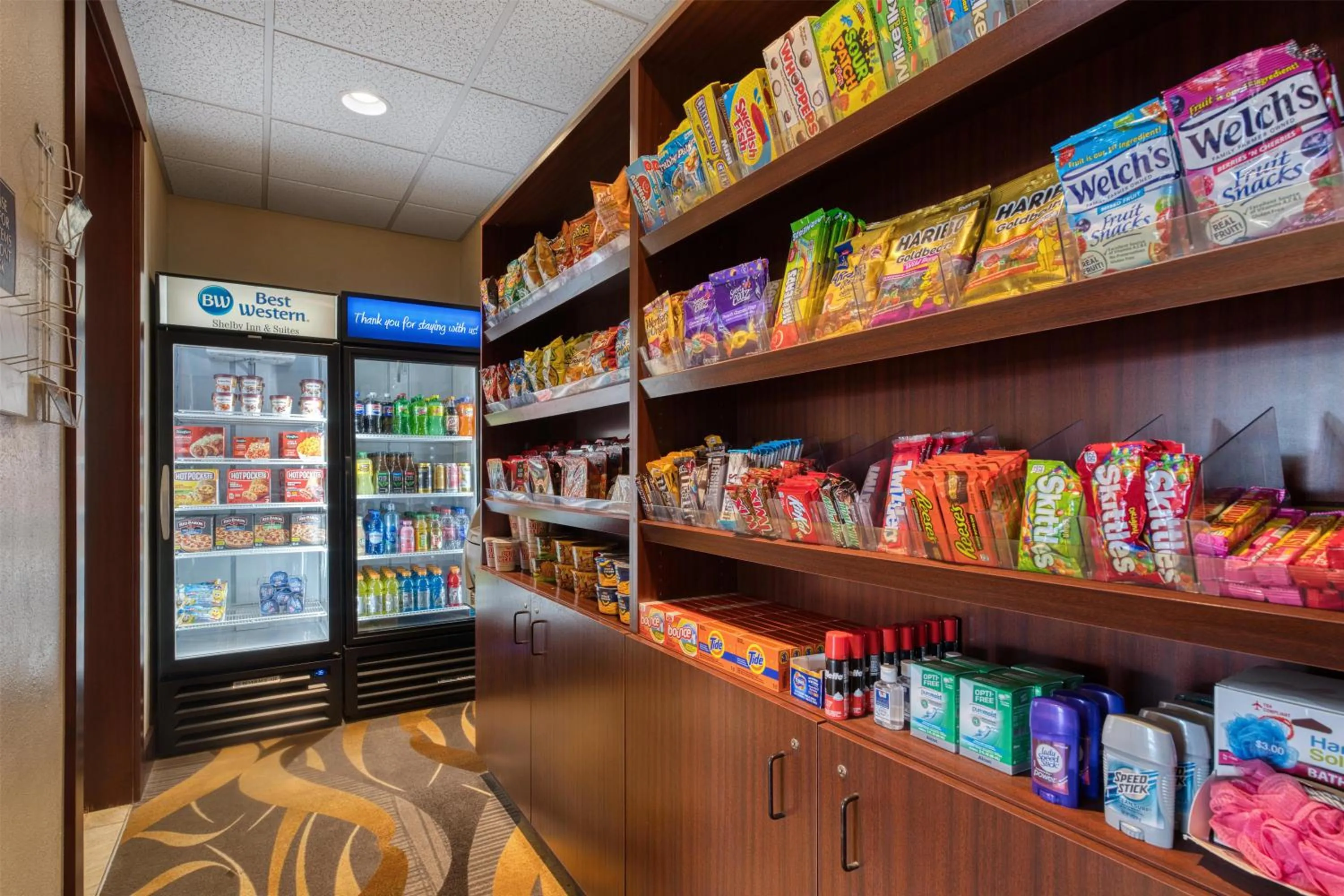 Property building in Best Western Shelby Inn & Suites