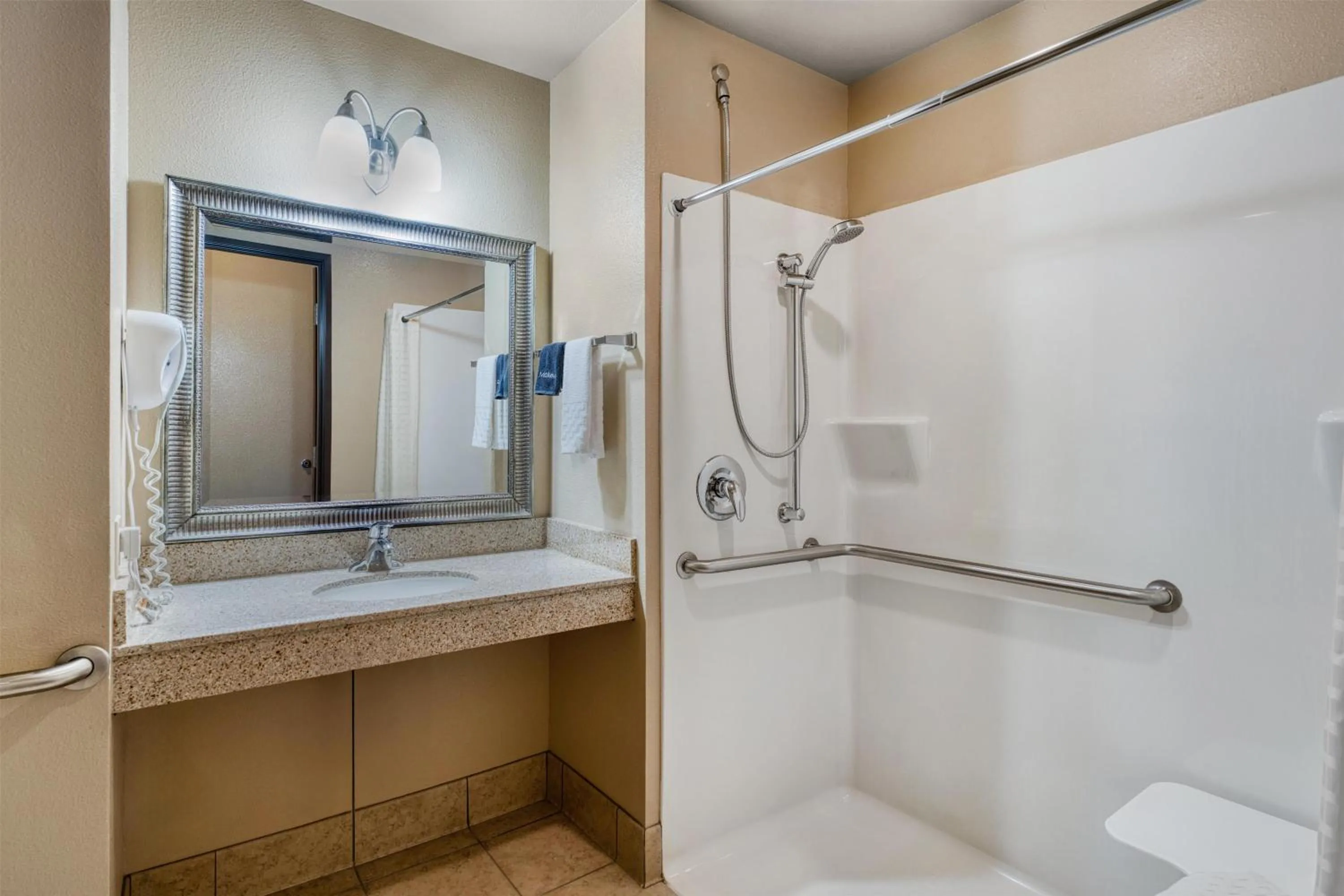 Bathroom in Best Western Shelby Inn & Suites