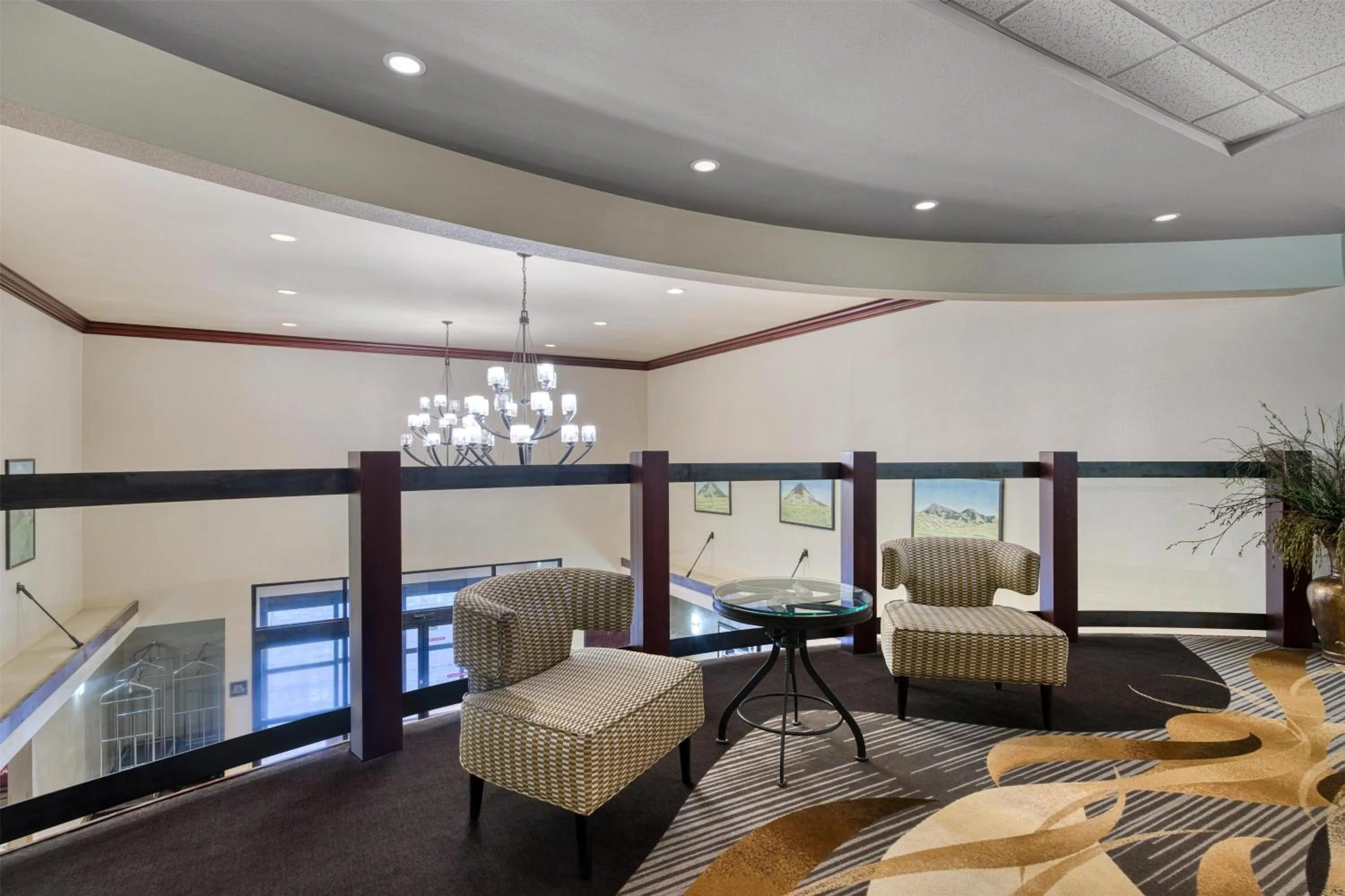 Property building, Bed in Best Western Shelby Inn & Suites