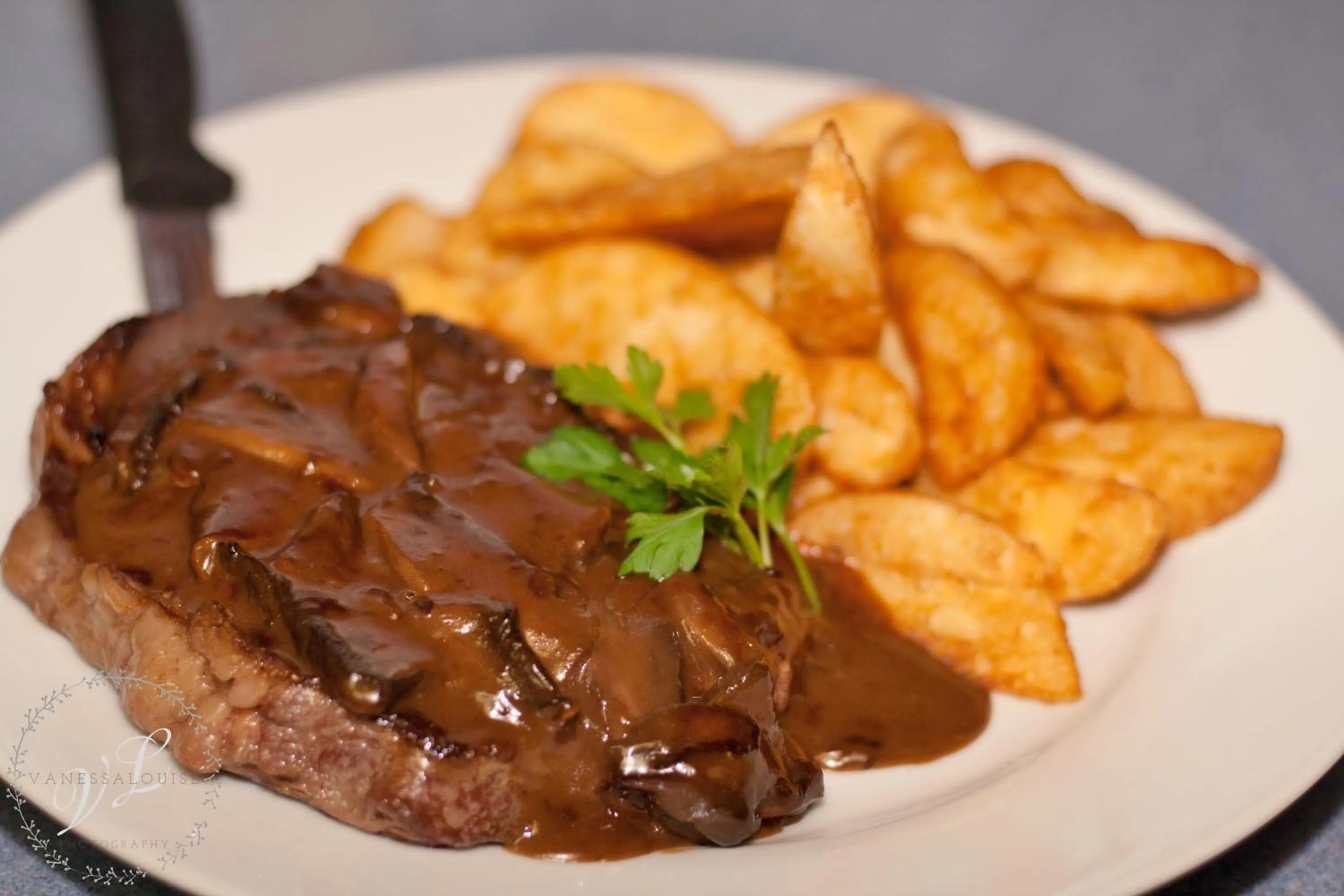 Restaurant/places to eat in Lacepede Bay Motel