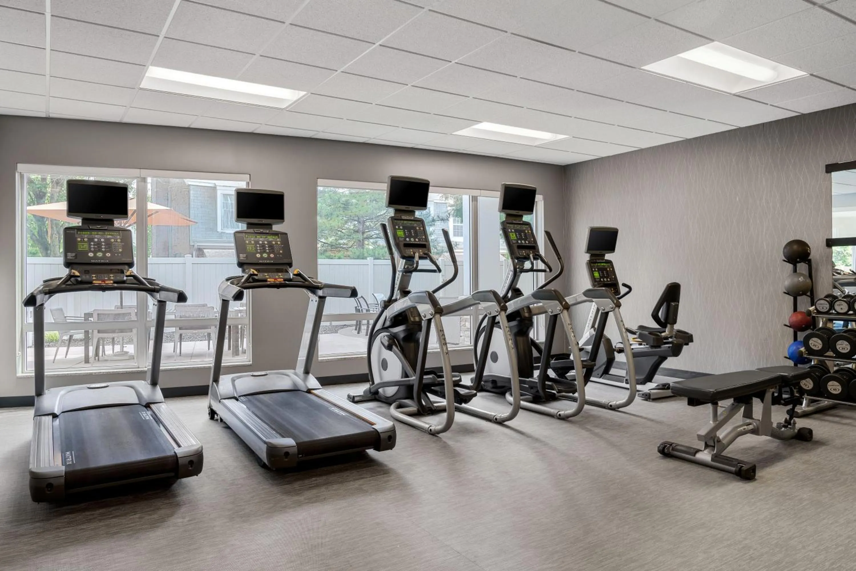 Fitness centre/facilities in Courtyard by Marriott Evansville East