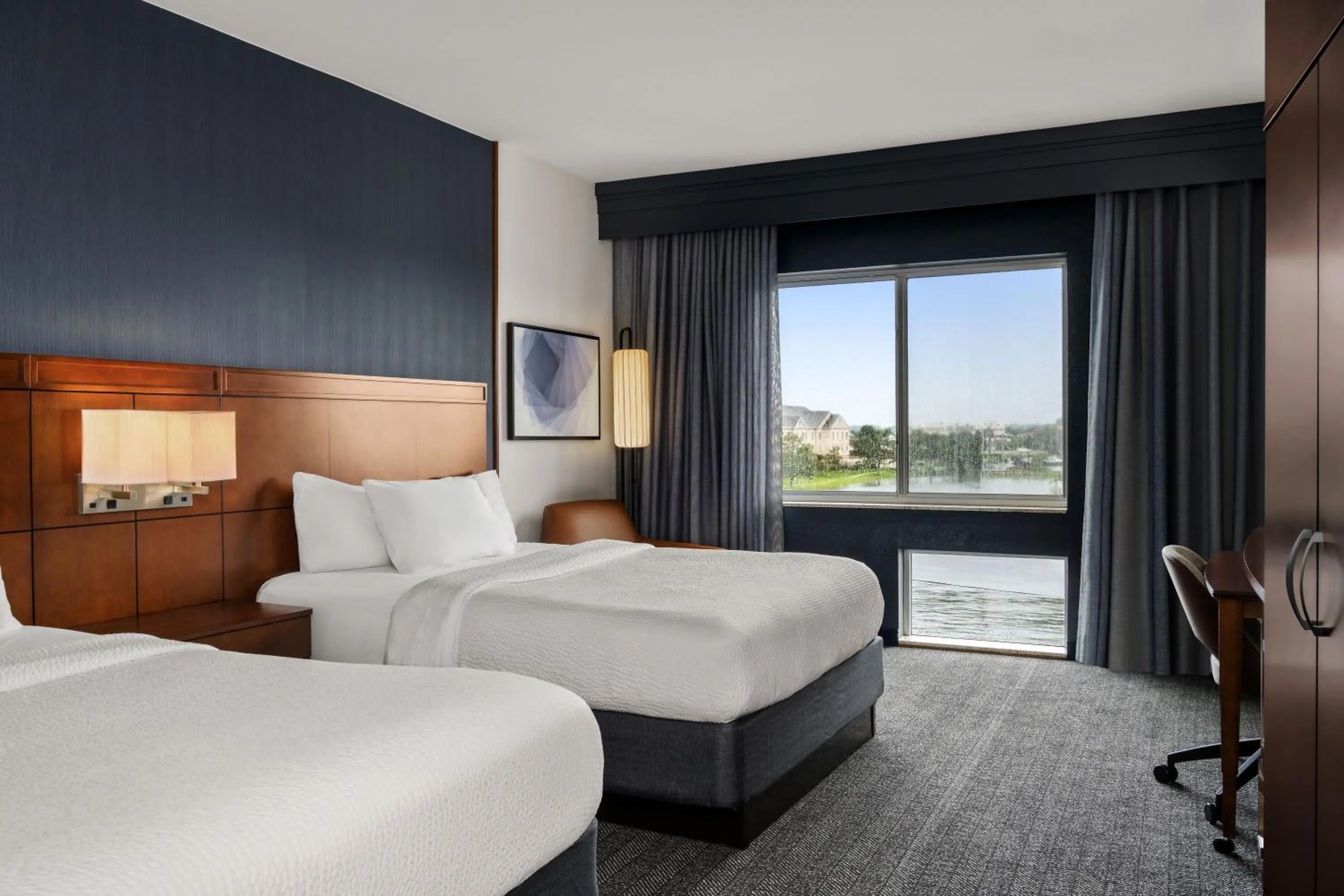 Bedroom, Bed in Courtyard by Marriott Evansville East
