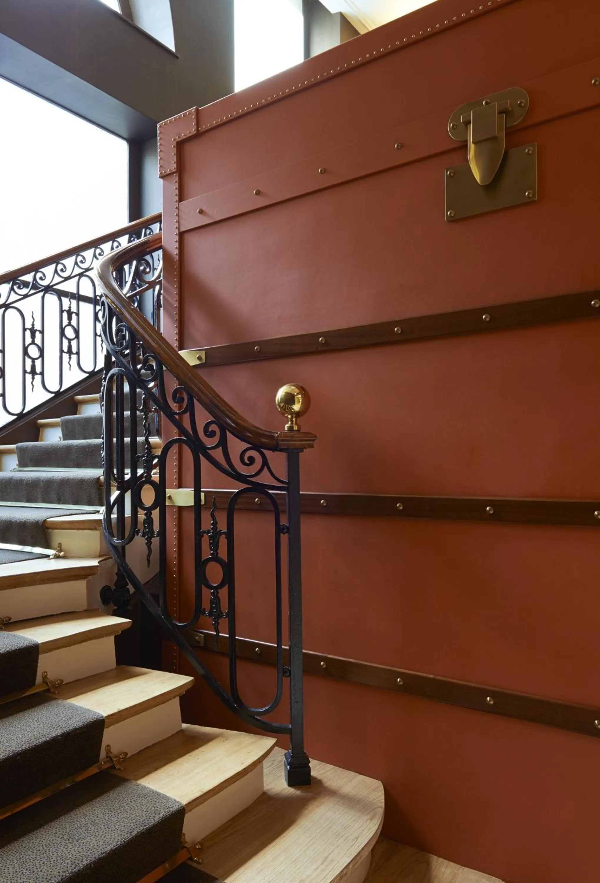 Decorative detail in Grand Hôtel Du Palais Royal