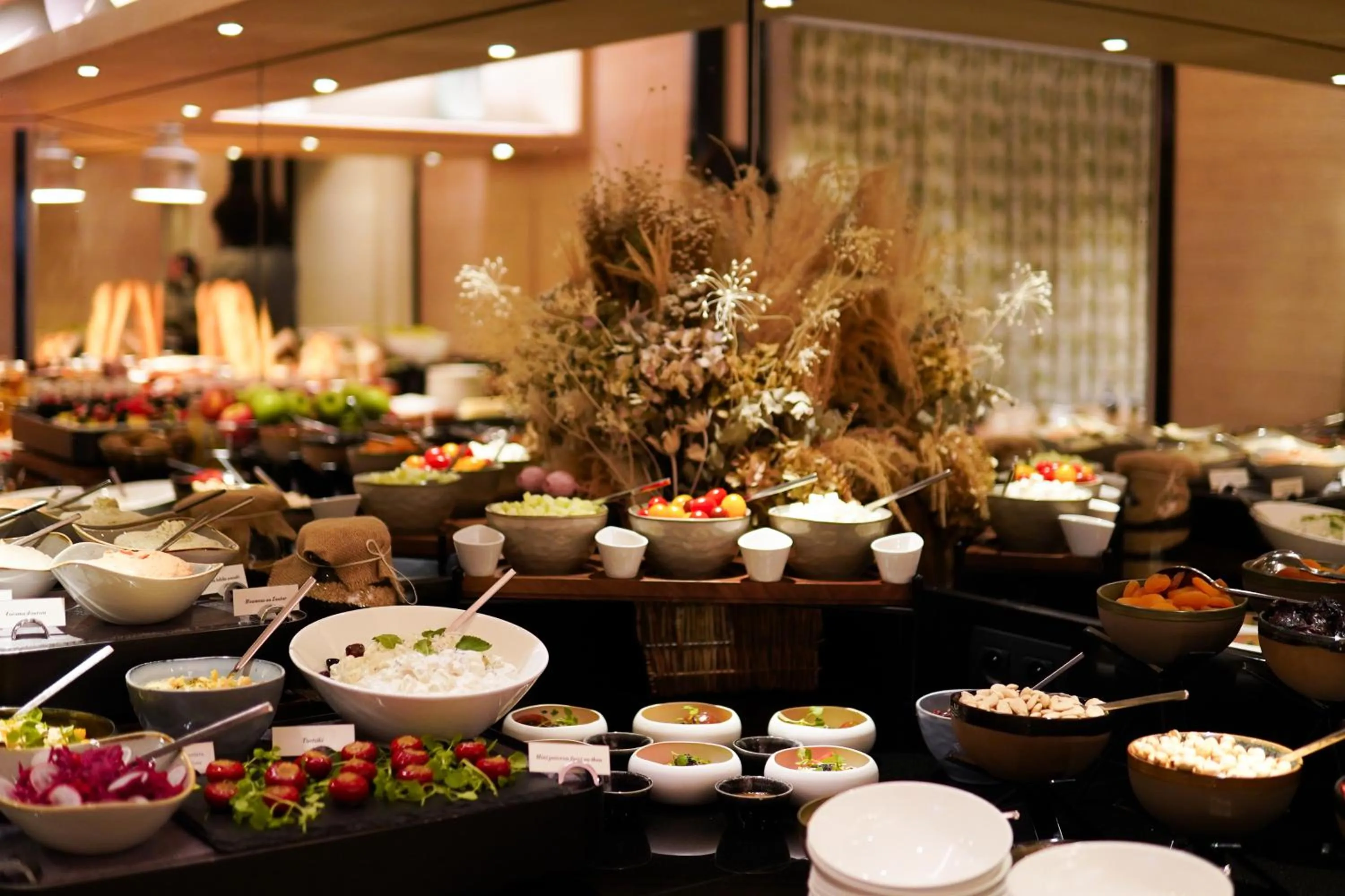 Buffet breakfast in Grand Hôtel Du Palais Royal